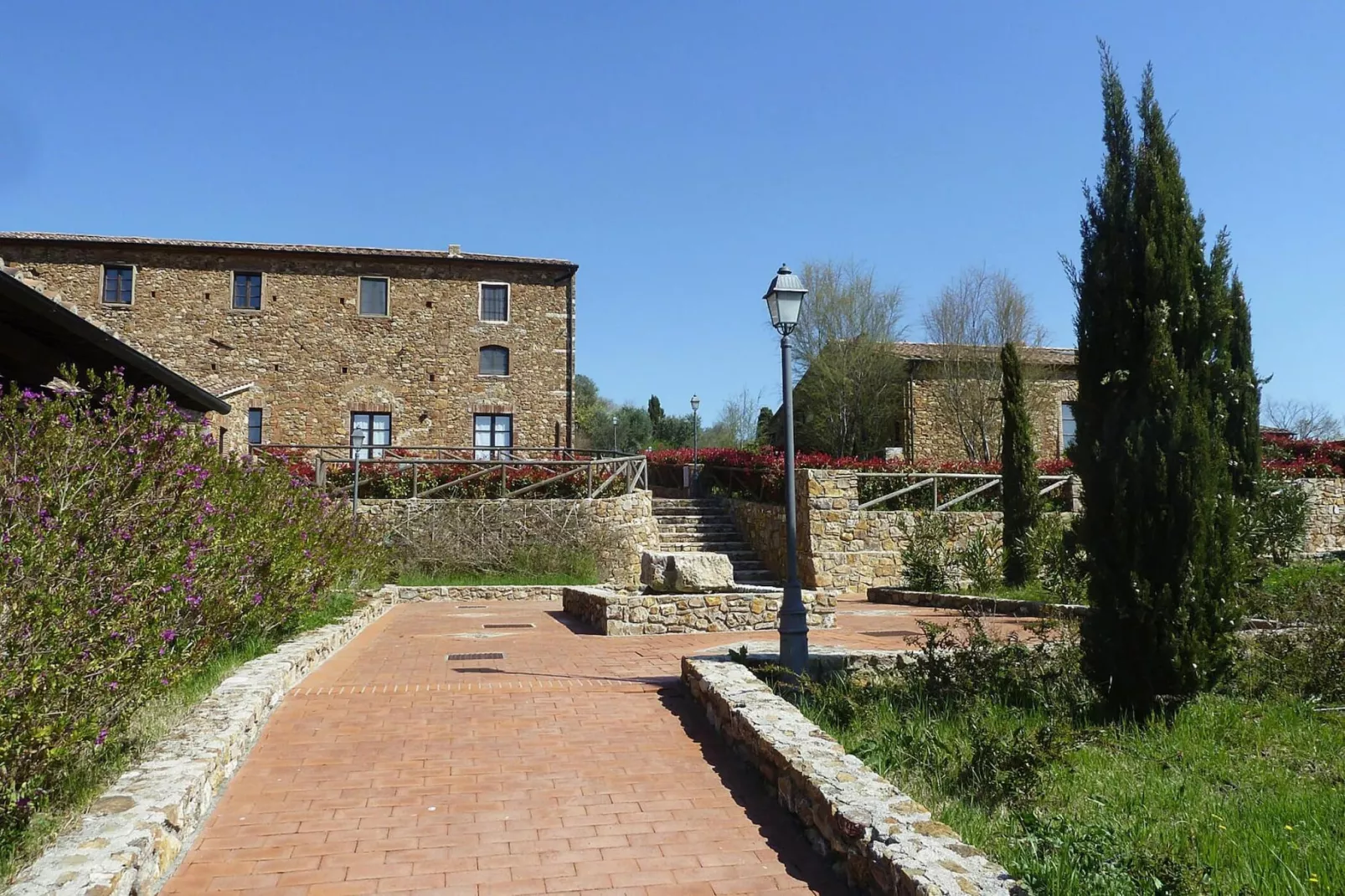 Holiday resort Antico Borgo Casalappi Campiglia Marittima - Type Bilo  B -piano terra- con terrazza-Buitenkant zomer