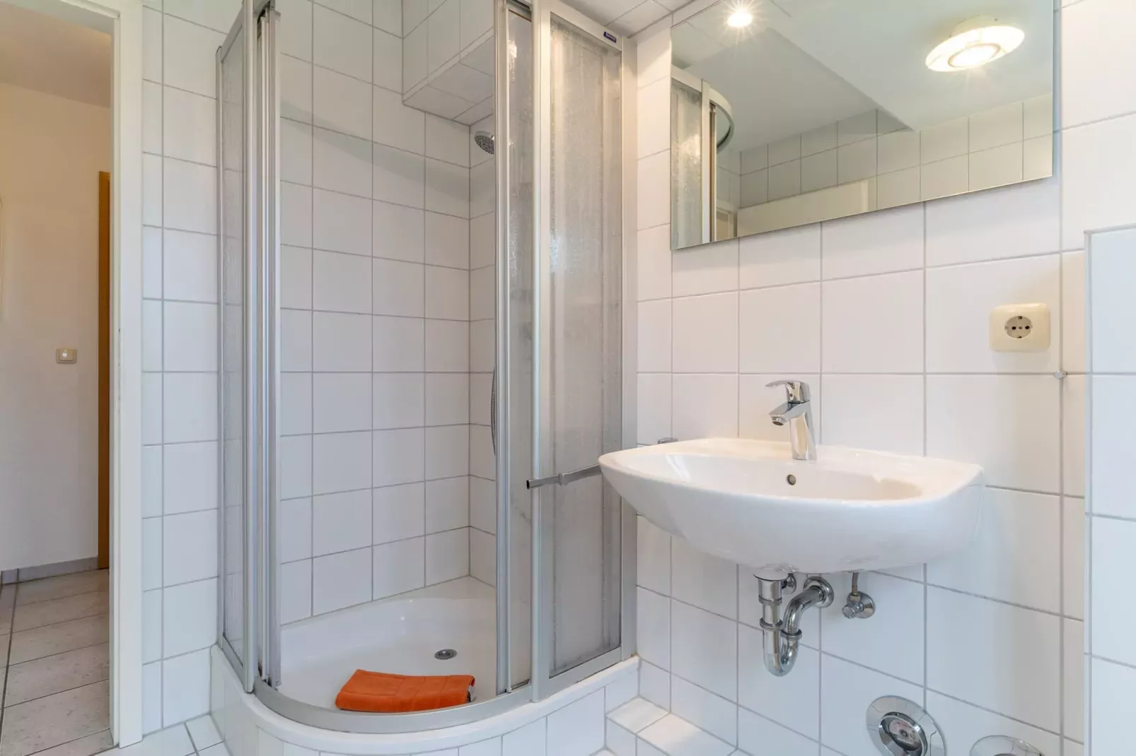 Haus Deichsfenne - Wohnung 3 / 4 Personen-Badkamer