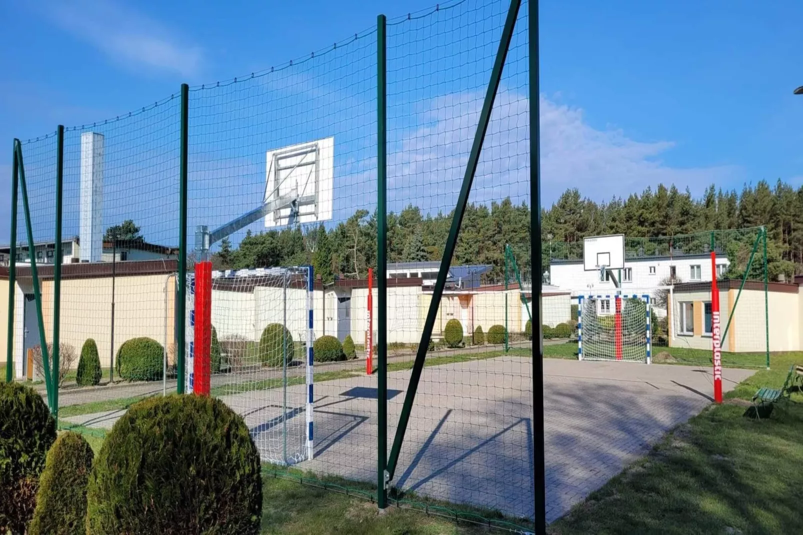Domki wakacyjne JAROSZOWIEC domki 1-pokojowe Łazy-Parkfaciliteiten