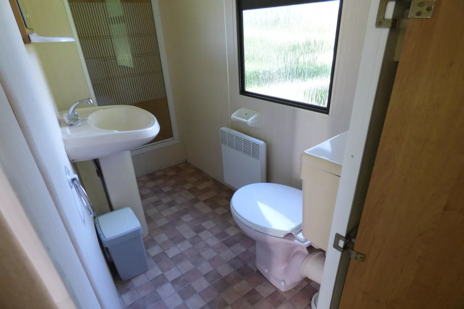 Mobil-home Grenterie-Badkamer
