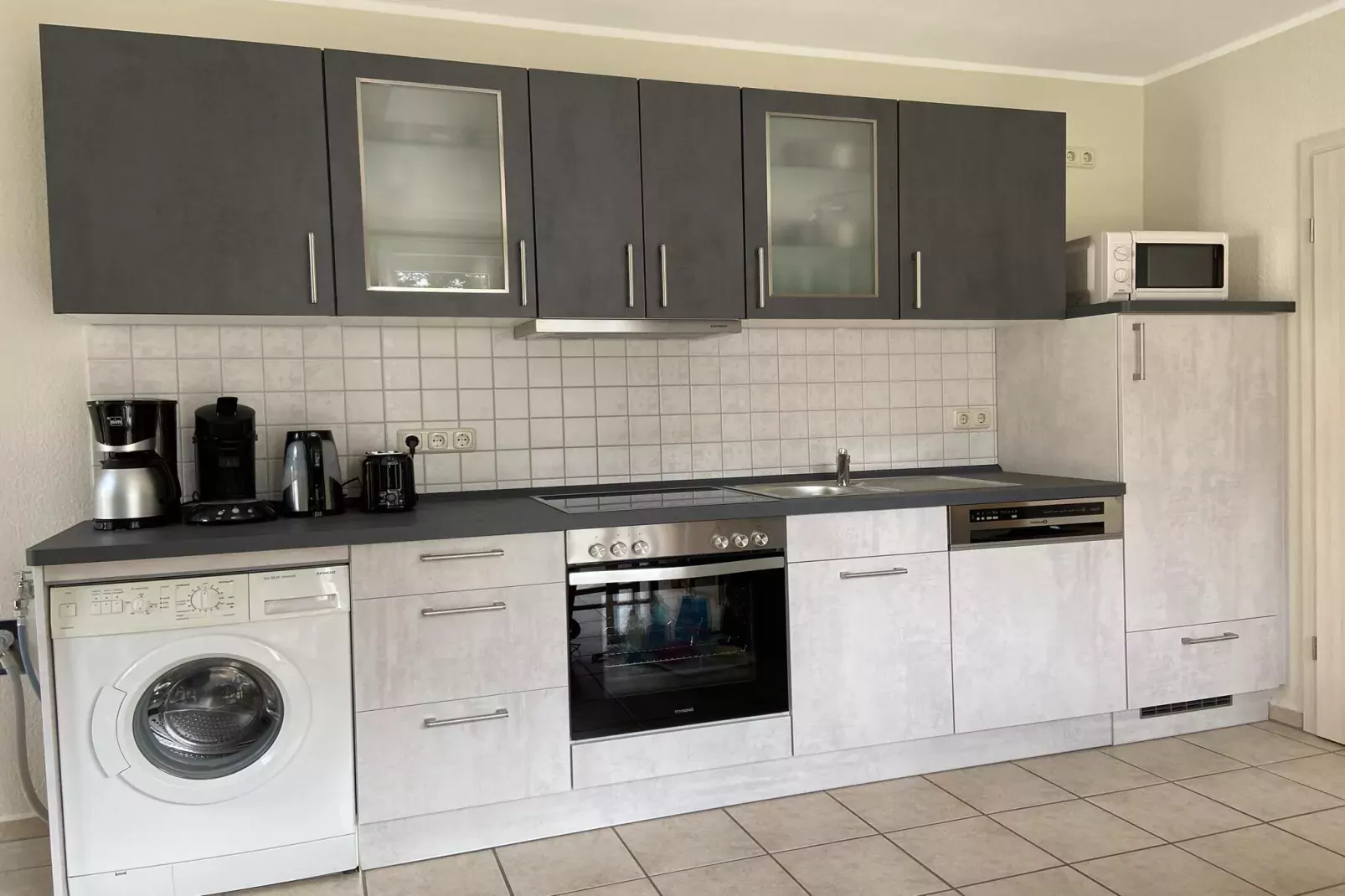 EG Rechts Haus 4 Nr 10-Keuken
