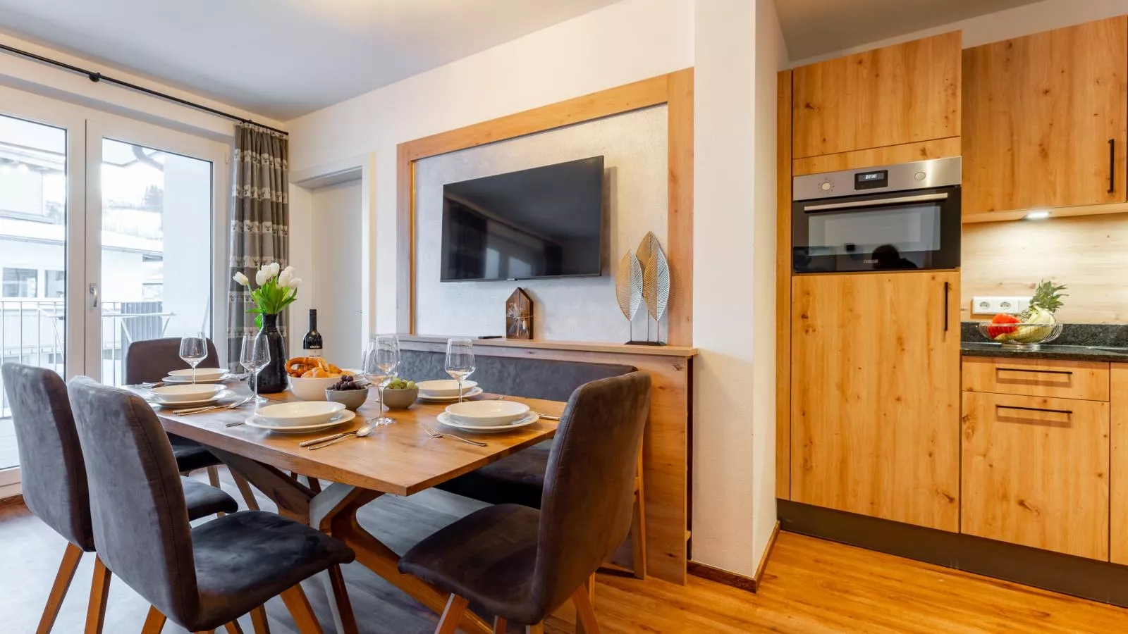 Falken Suites TOP 3-Eetkamer