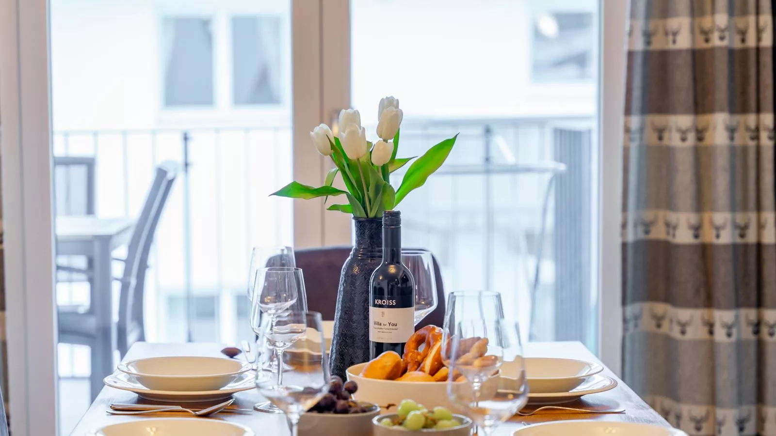 Falken Suites TOP 3-Eetkamer