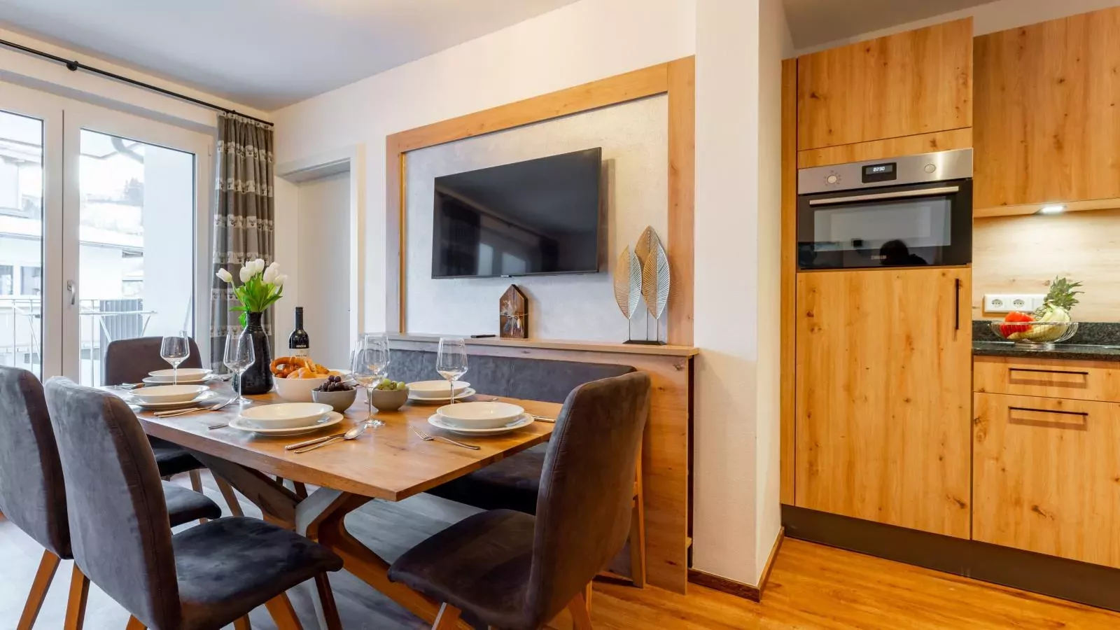 Falken Suites TOP 3-Eetkamer