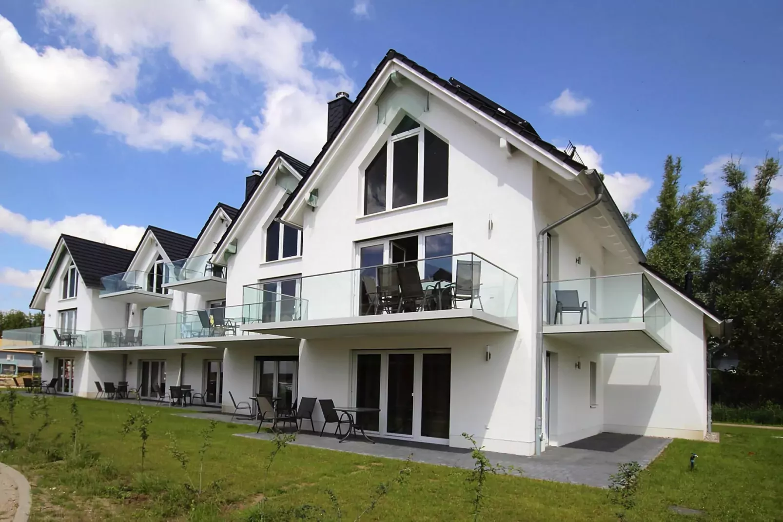 Appartement Hafenflair / Haus 1 EG-Wohnung 1 3 Pers-Buitenkant zomer