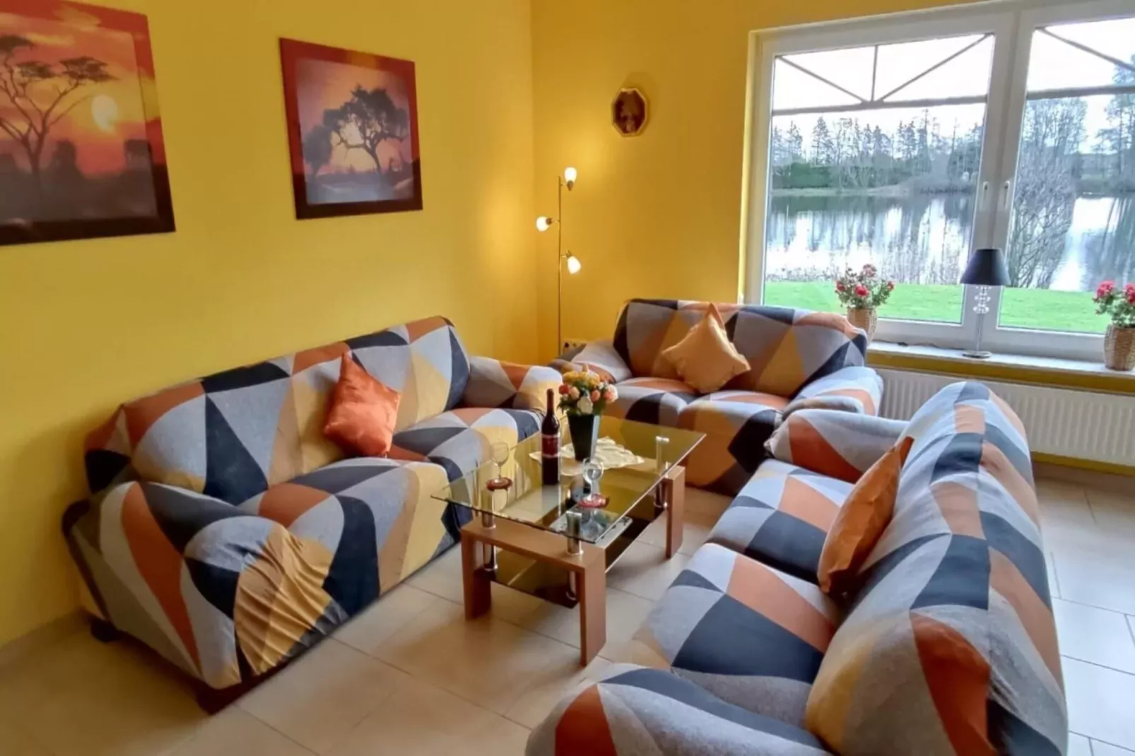 Große Ferienwohnung für 6 Personen mit Terrasse-Woonkamer