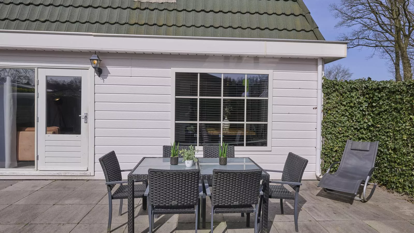 T Kaatsheuveltje 1-Tuinen zomer