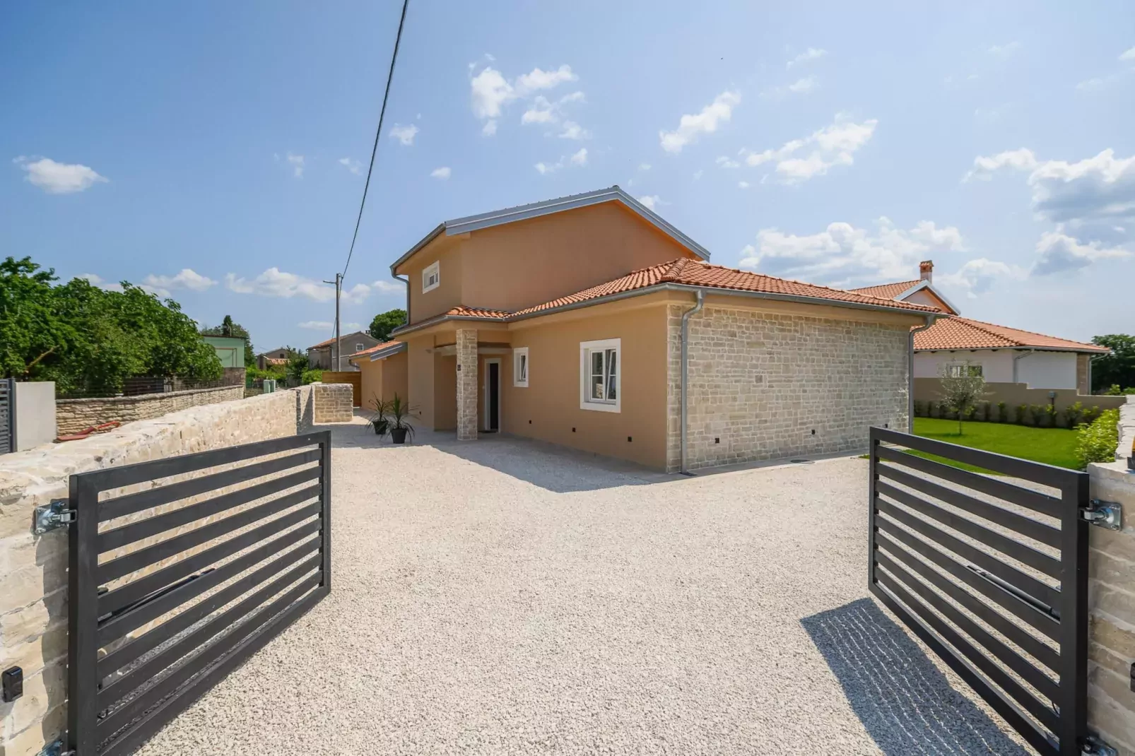 Villa Istra Maruzini-Buitenkant zomer