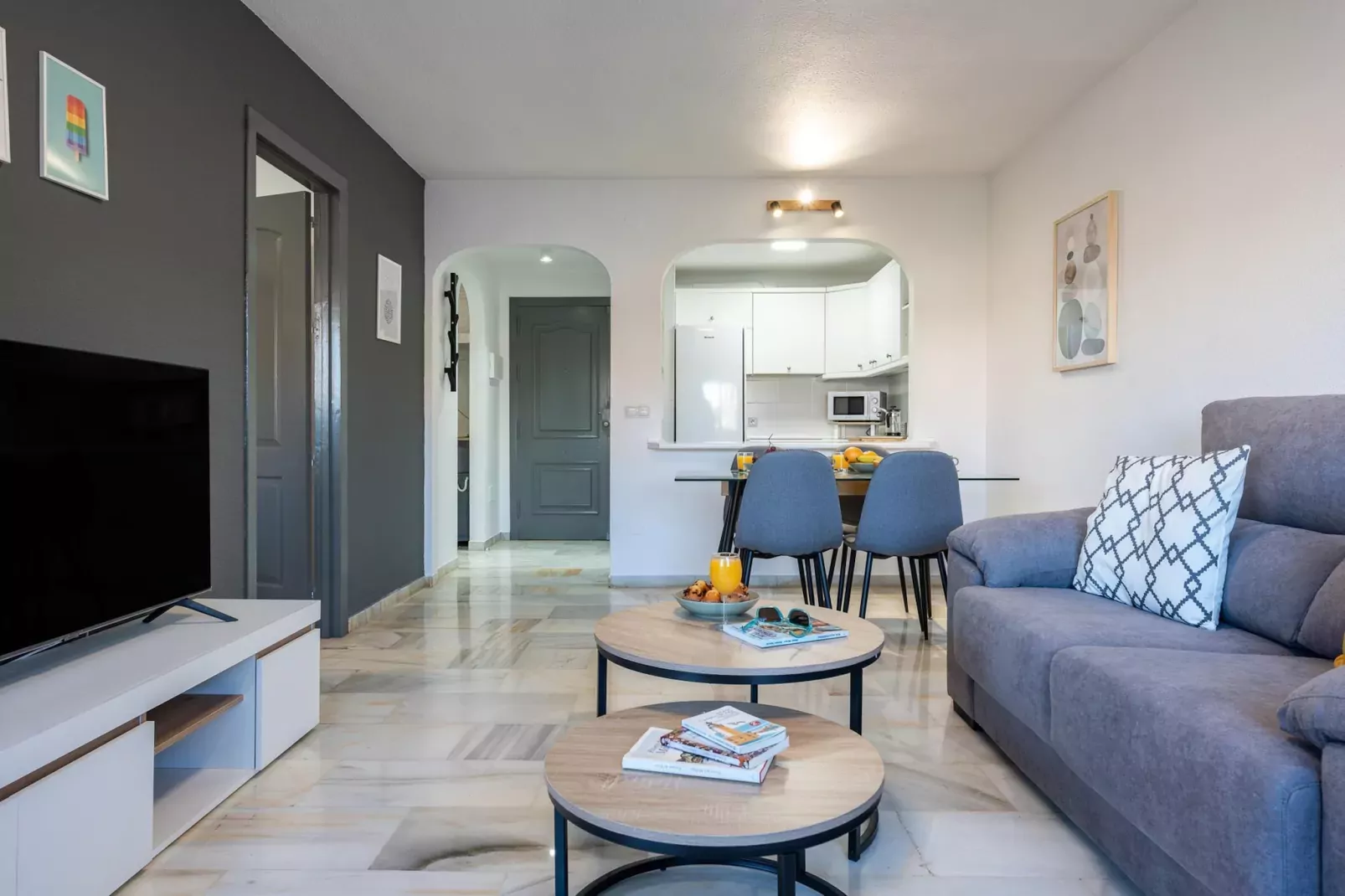 CT 245 - Faro's Arroyo de la Miel Apartment - Cuddly Nest for 2-Woonkamer