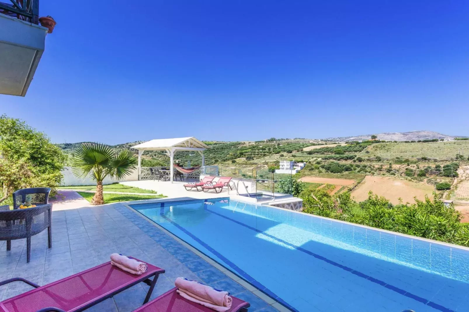 Villas Avra & Pyrgos, Episkopi-Villa Avra, ca. 120 qm, 6 pax-Zwembad