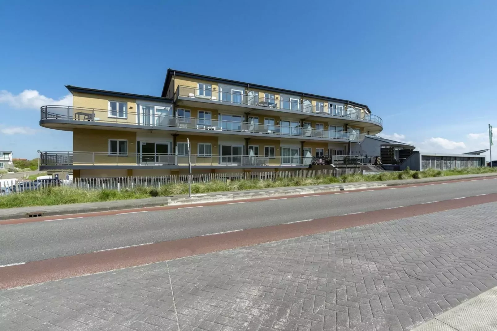 Wijde Blick 103-Buitenkant zomer