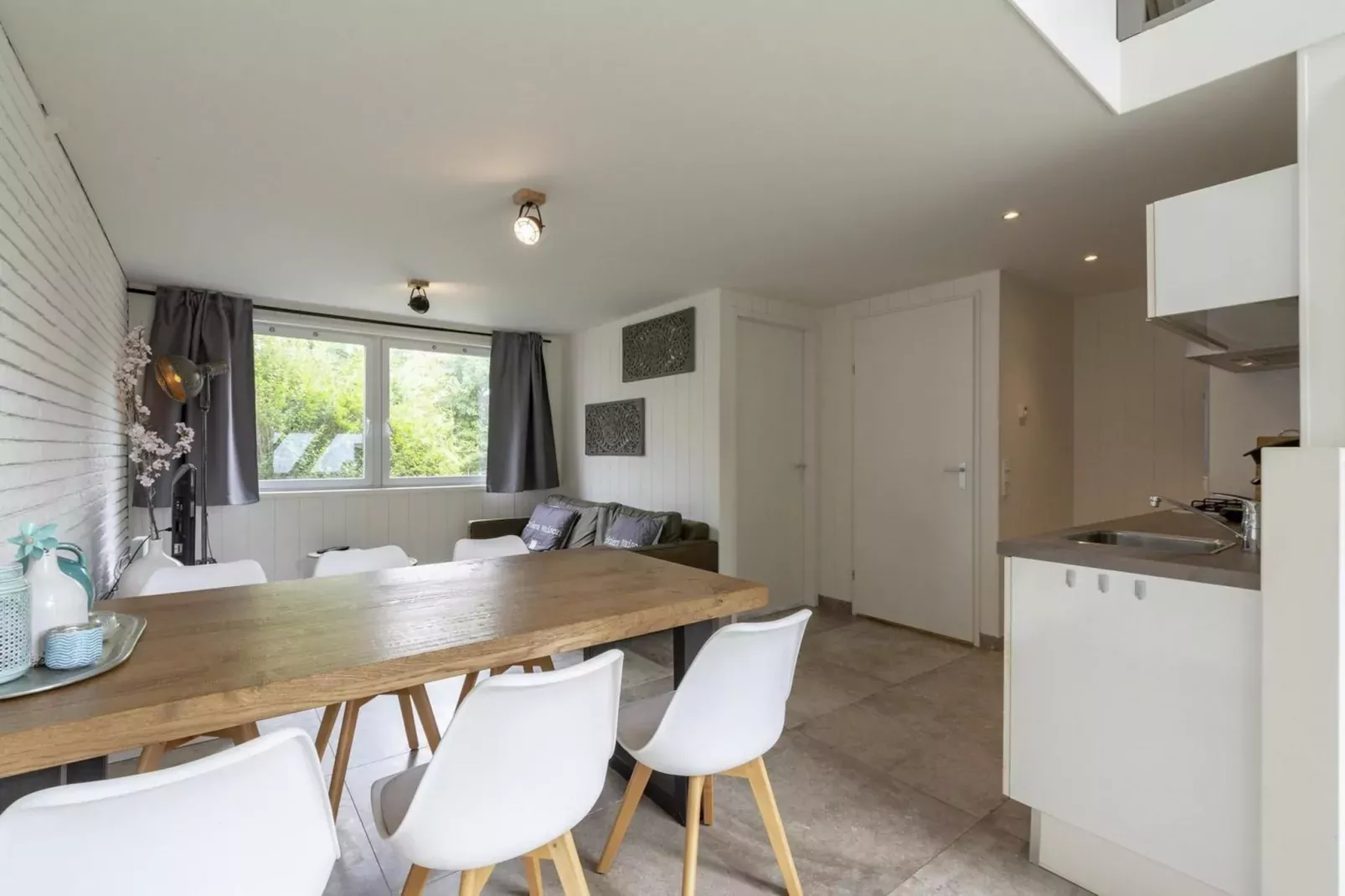 Belkmerduinen 12-Eetkamer