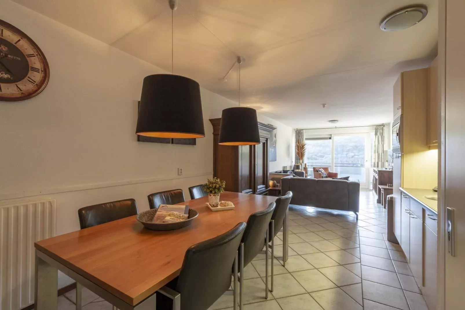 Wijde Blick 210-Eetkamer