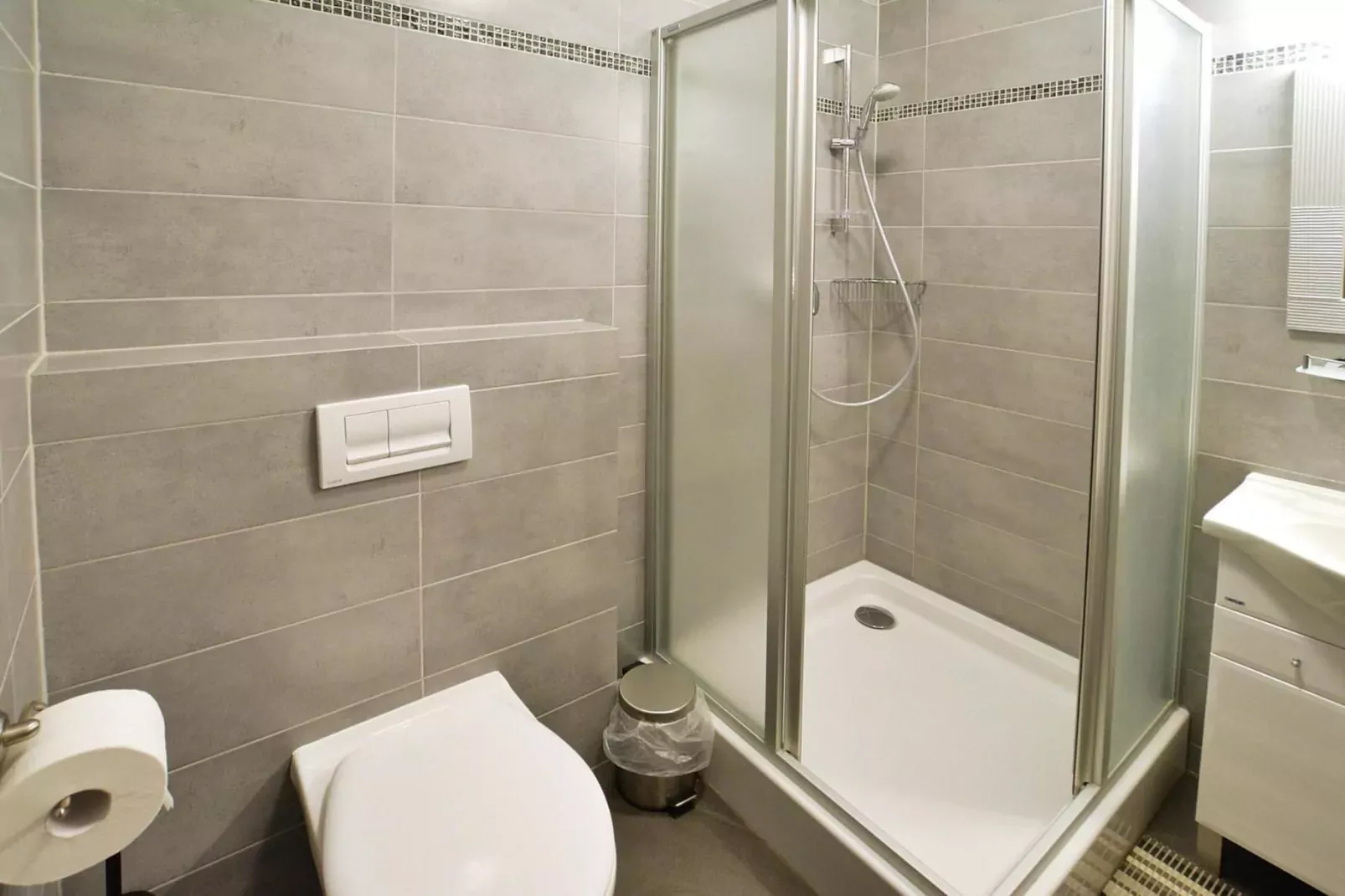 Apartamenty wakacyjne dla 5 osób Rewal-Badkamer