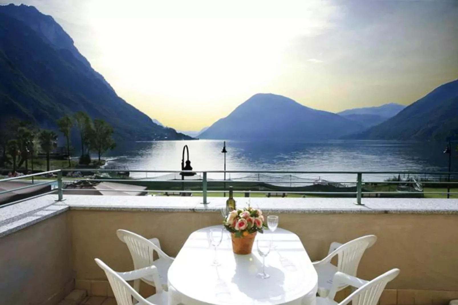 Residence Porto Letizia Porlezza - Palace 1-room 4 pax Lake View Plus P1LP4 8205-Terrasbalkon