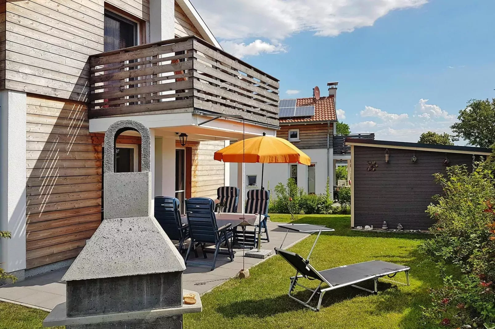Ferienhaus Bel Ami 92 qm-Buitenkant zomer