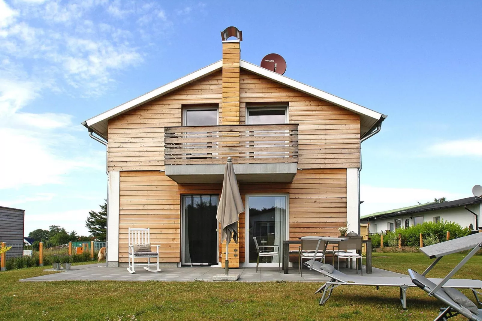 Ferienhaus Min Kaat-Buitenkant zomer