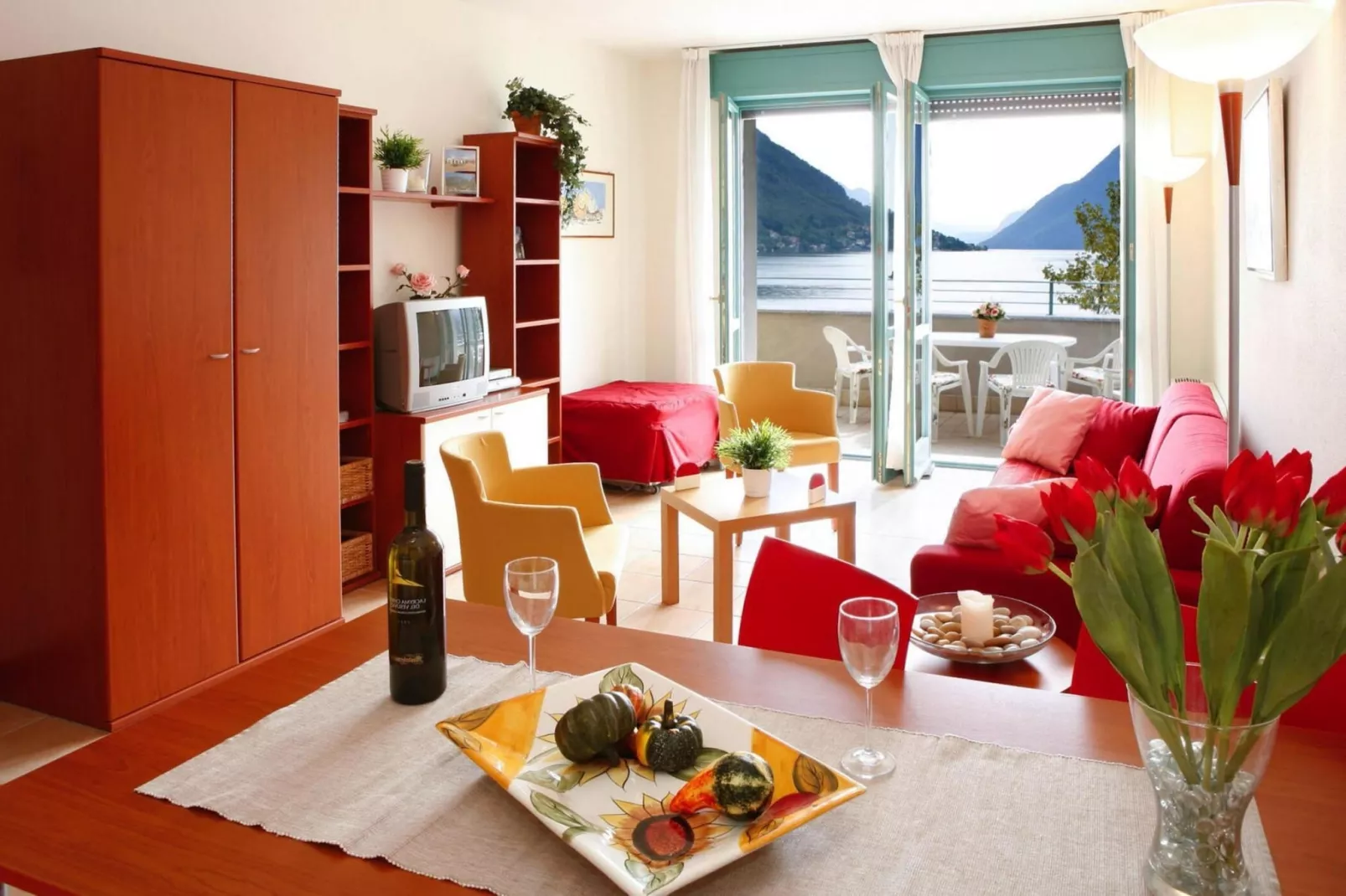Residence Porto Letizia Porlezza -Villas Studio 4 pax Vista Lago Deluxe VSLD4 Lake View 8214-Woonkamer