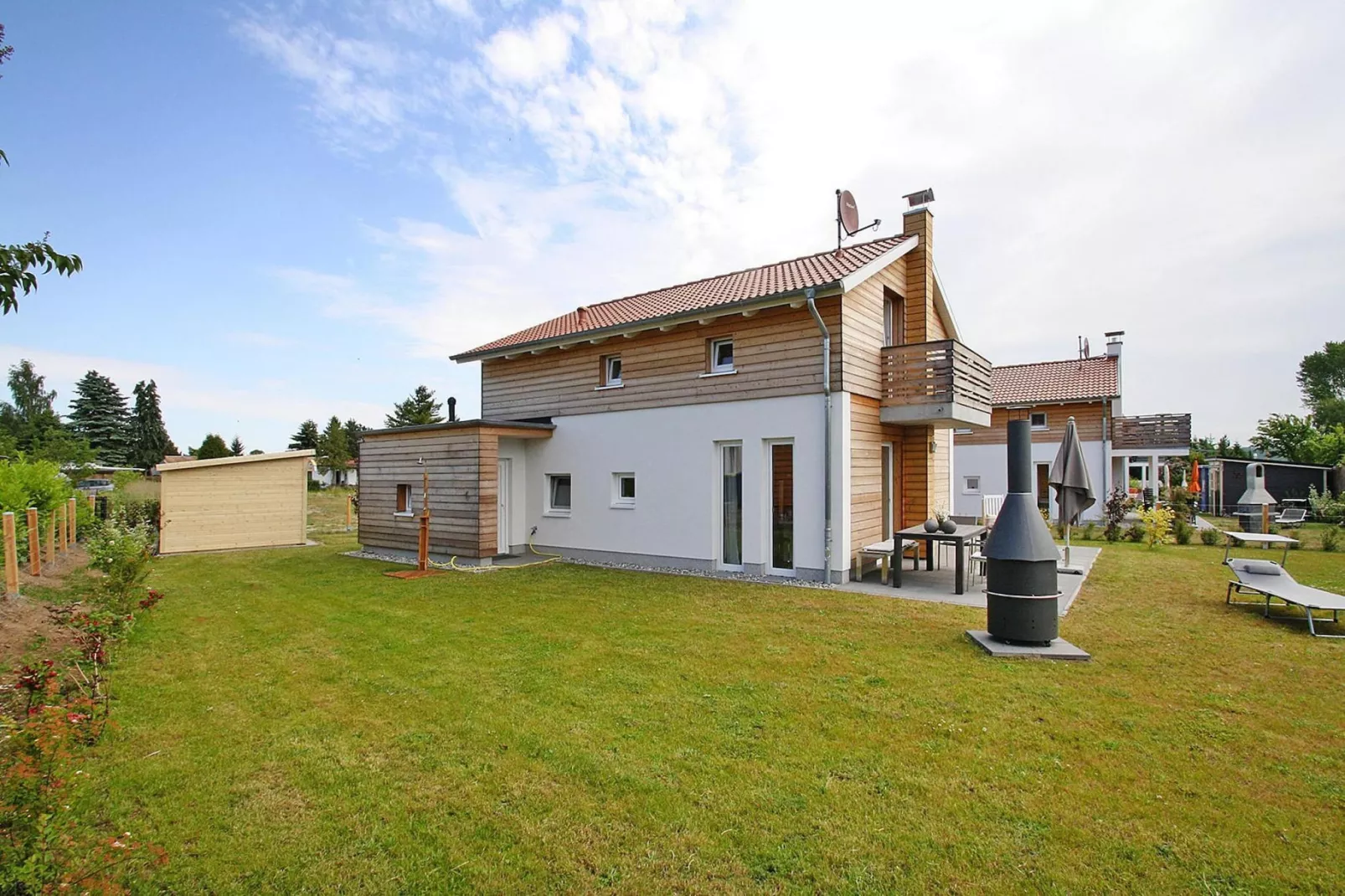 Ferienhaus Min Kaat-Buitenkant zomer