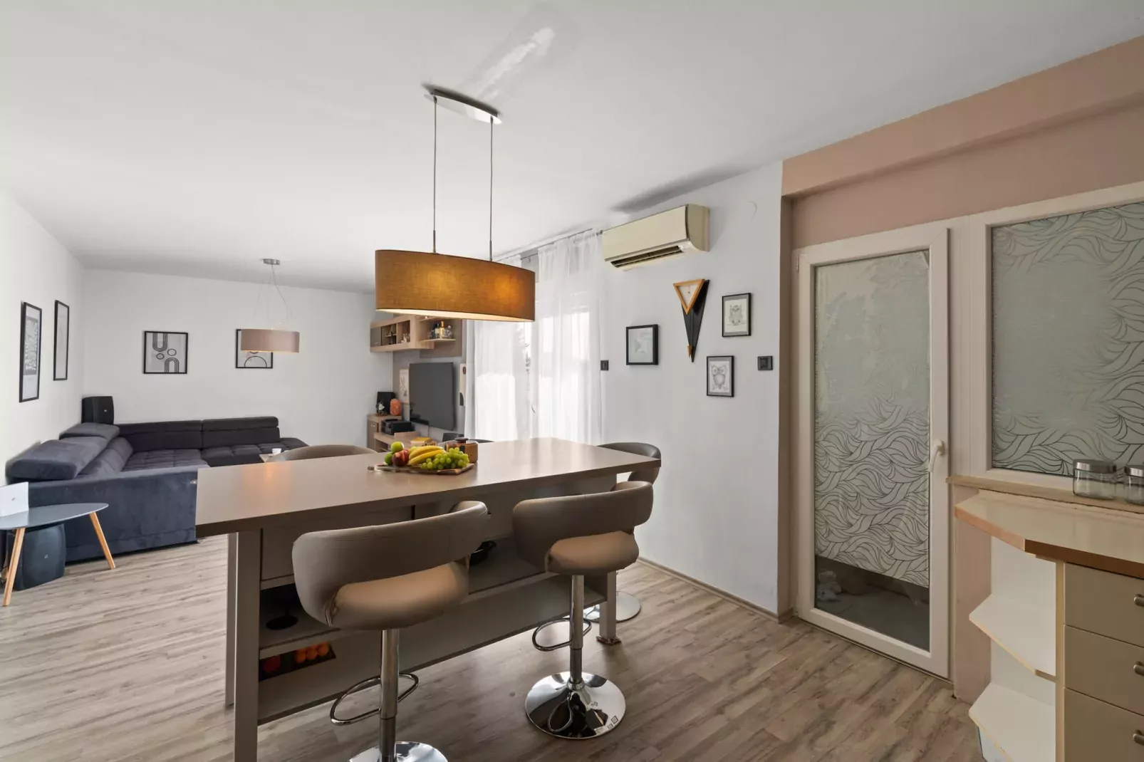 Premium Apartment Noelle-Eetkamer