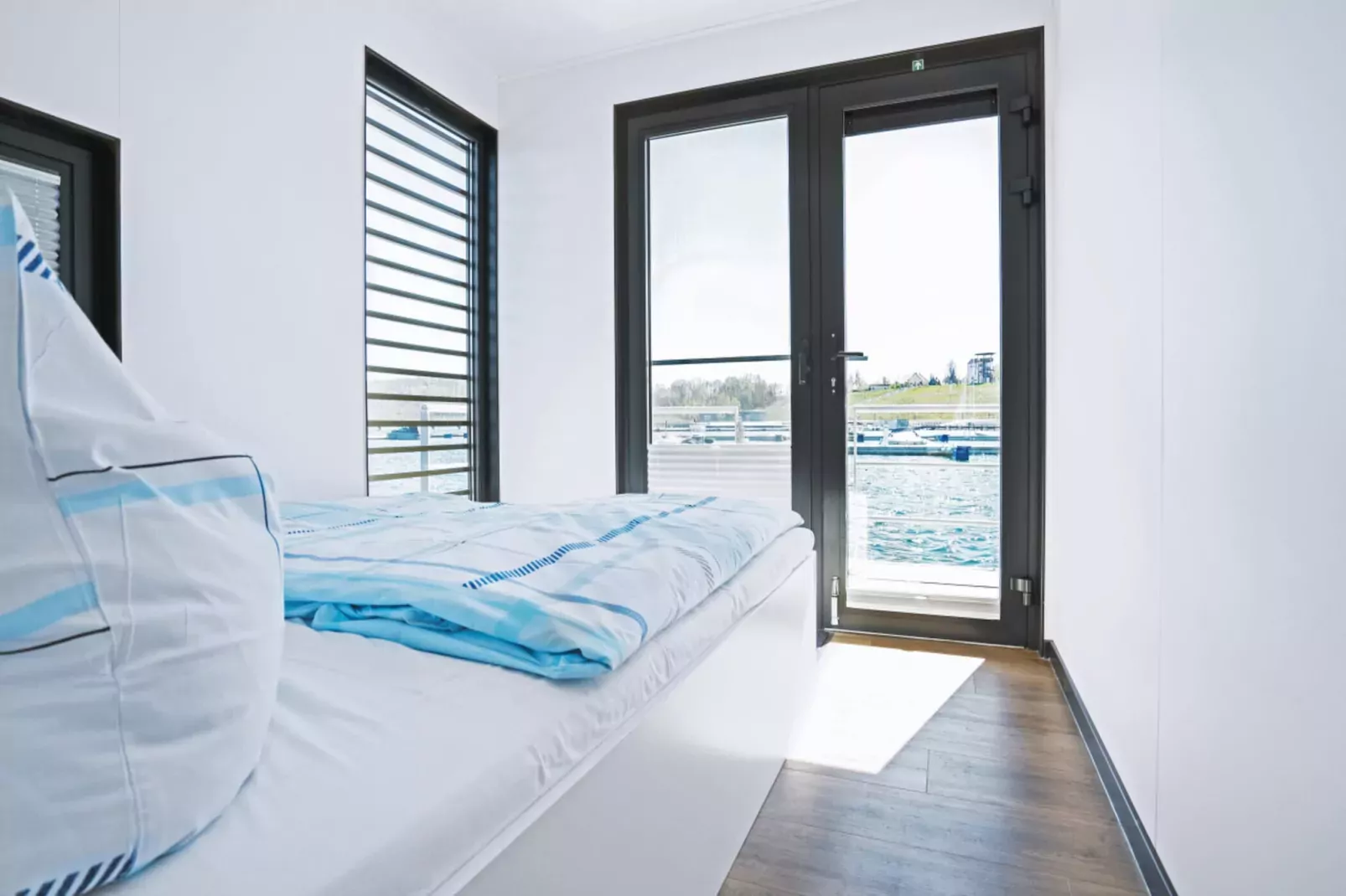 Floating 44 - LP 6 / 1-2 Personen-Slaapkamer