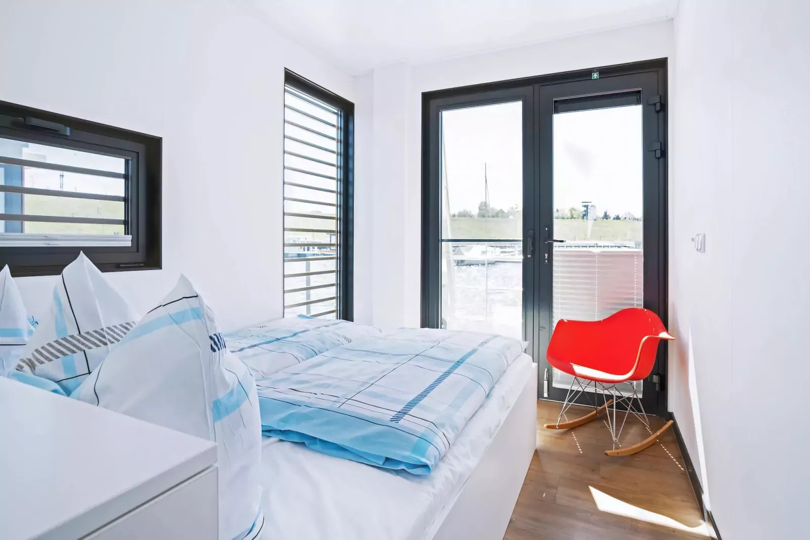 Floating 44 - LP 6 / 3 Personen-Slaapkamer
