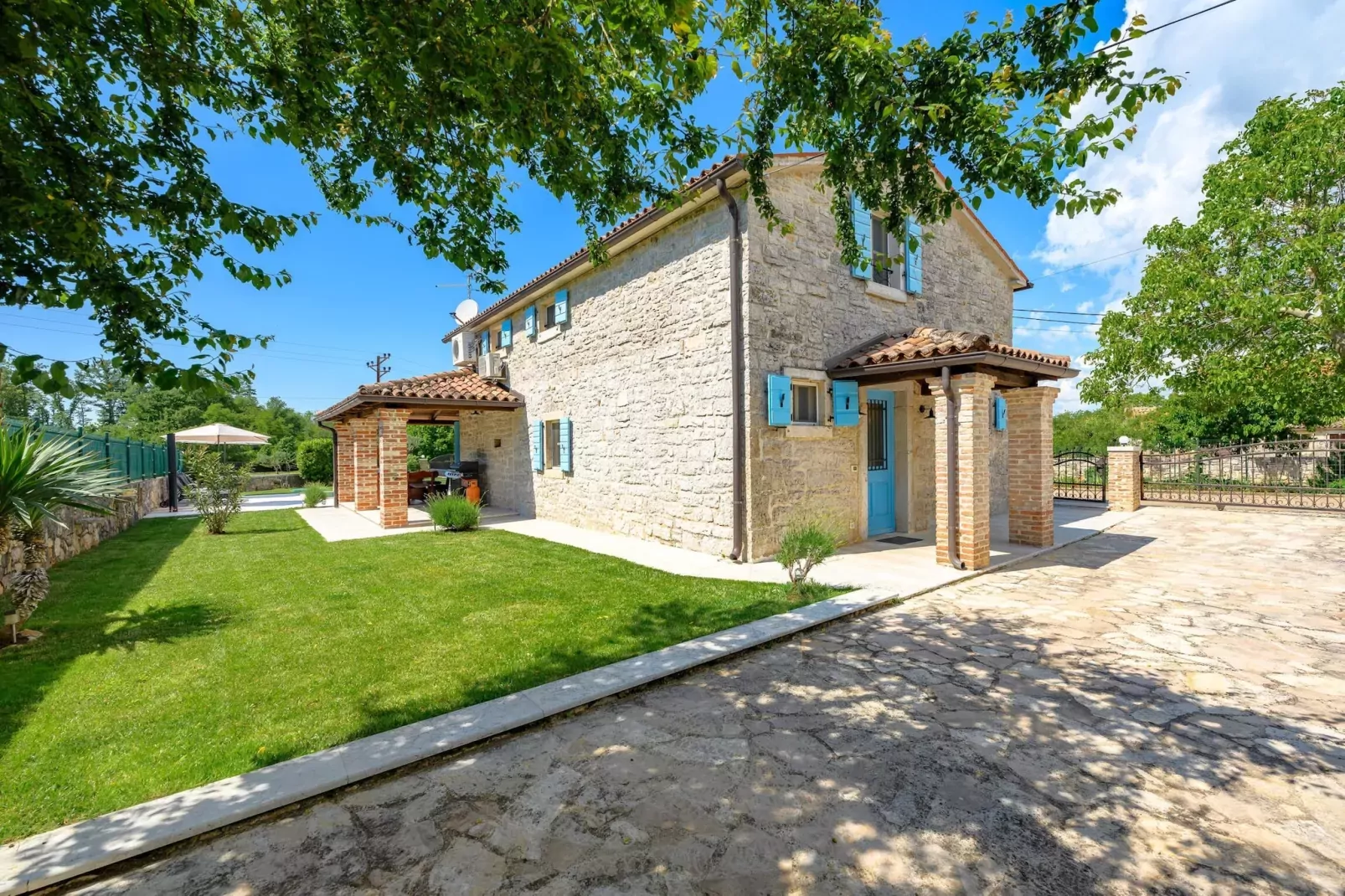 Villa Ida-Buitenkant zomer