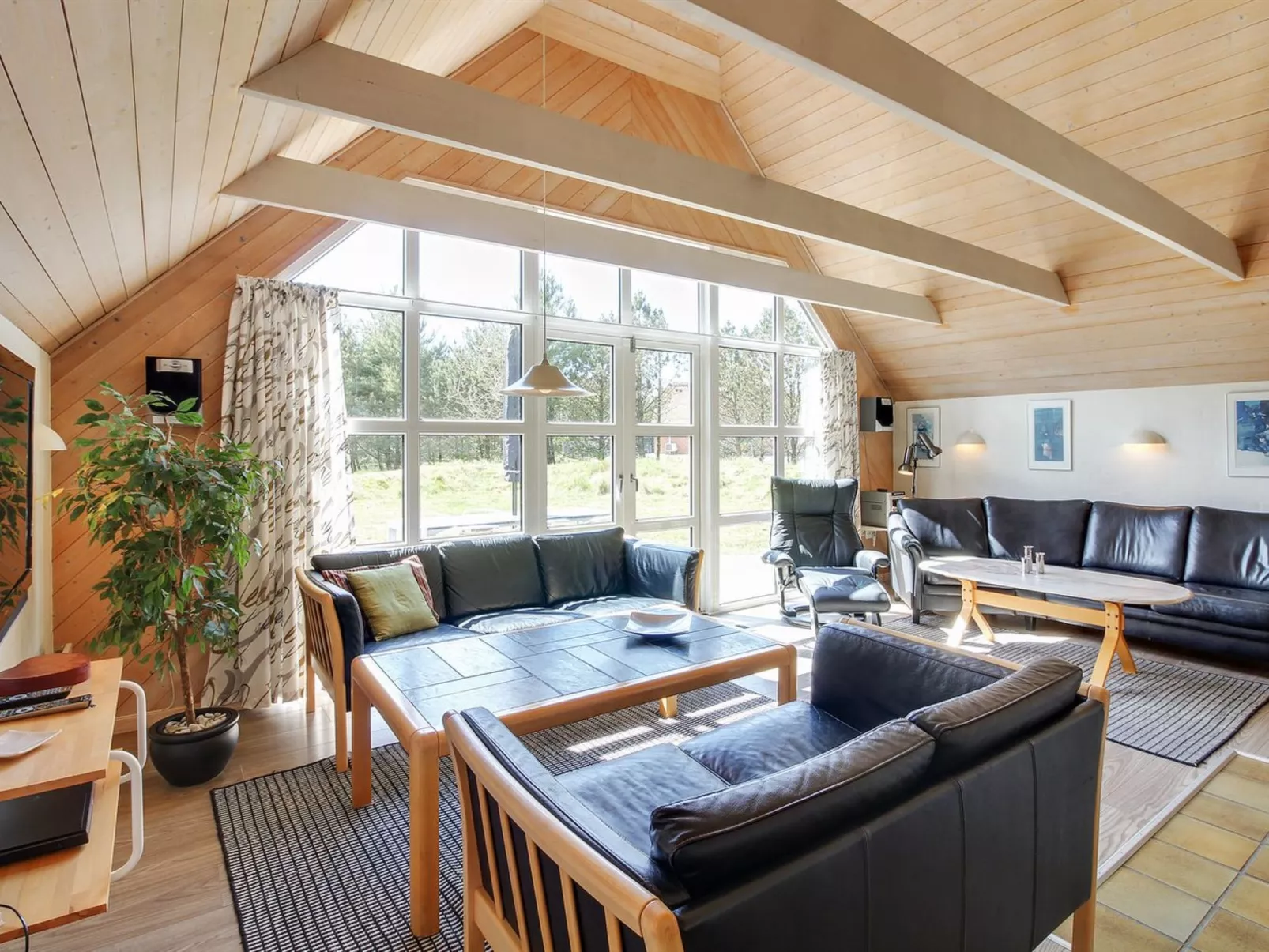 "Dorris" - 4.3km from the sea-Binnen