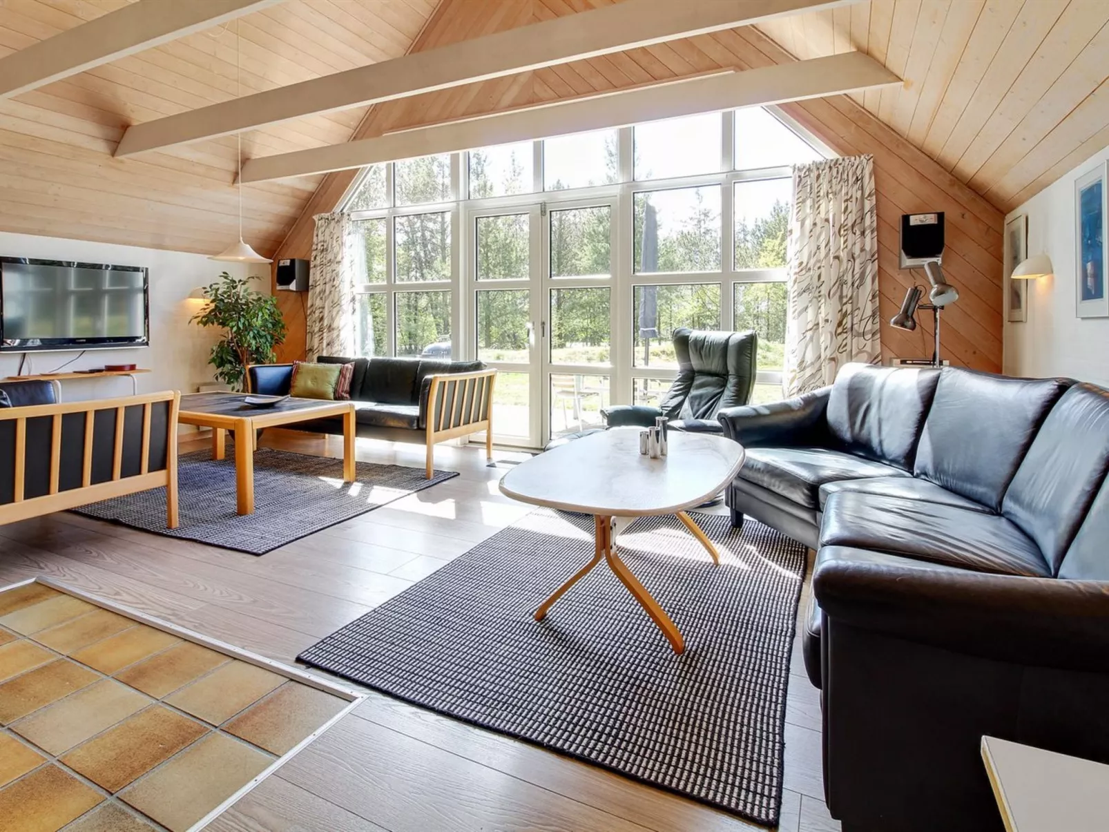 "Dorris" - 4.3km from the sea-Binnen