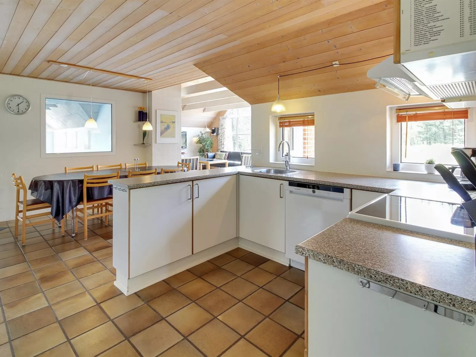 "Dorris" - 4.3km from the sea-Binnen
