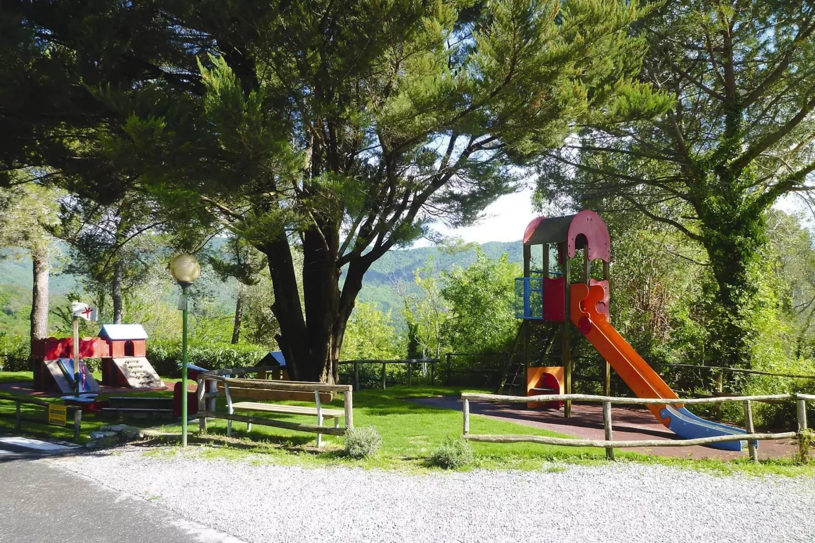 Ferienresort C'era Una Volta Villanova d'Albengo - Type B2 mit Veranda 20 qm-Parkfaciliteiten