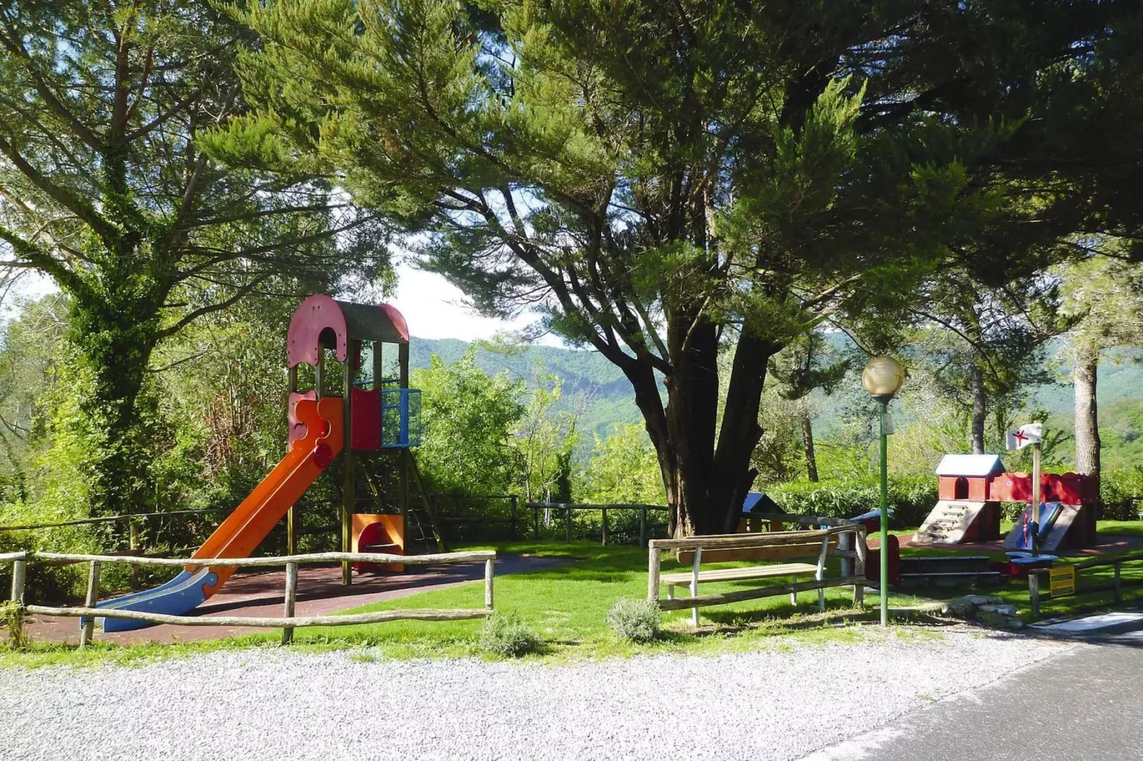 Ferienresort C'era Una Volta Villanova d'Albengo - Type B2 mit Veranda 20 qm-Parkfaciliteiten