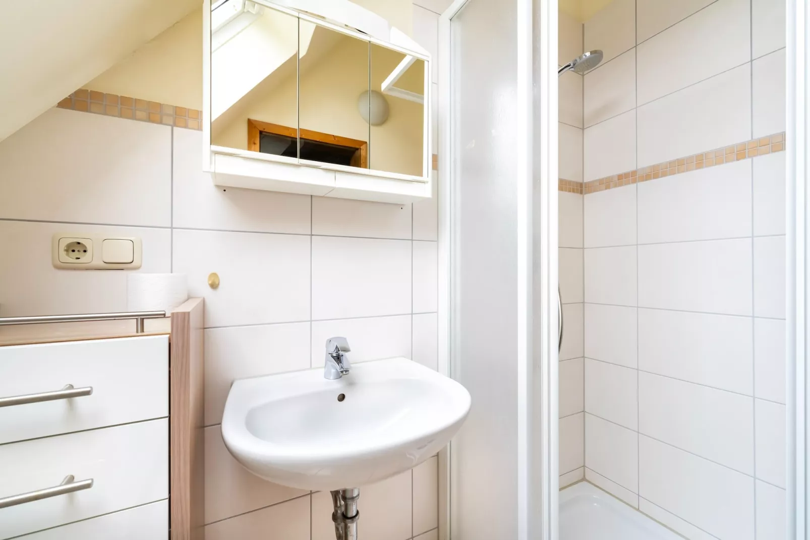 Kapitänsdeck 4 Pers 444-Badkamer