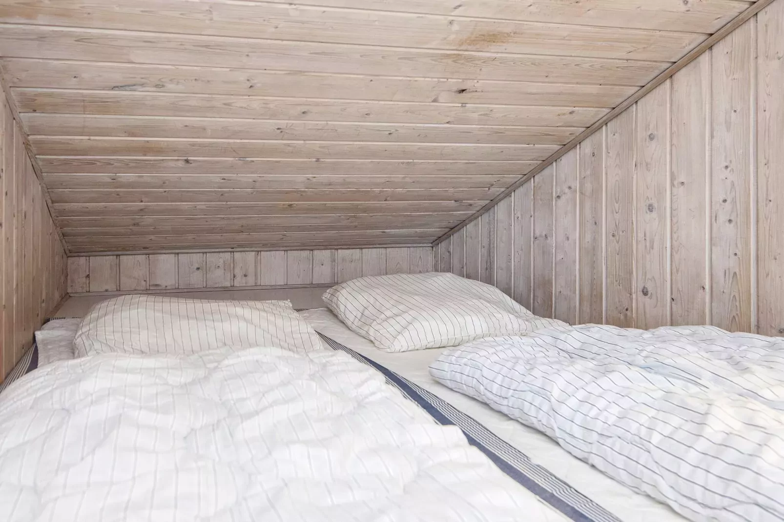 3 room,2 levels,dishwasher - Binnen