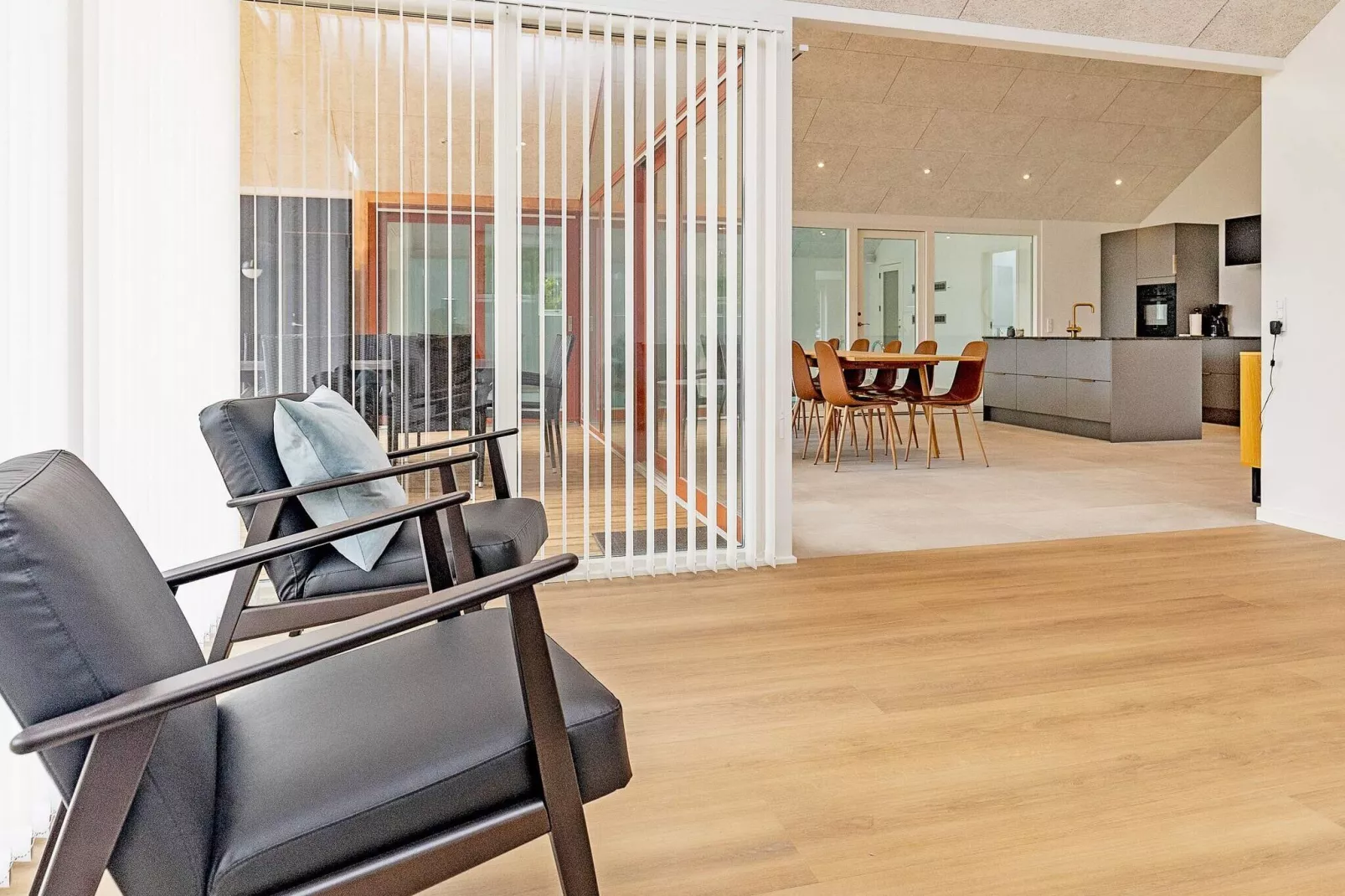 10 persoons vakantie huis in Jerup-By Traum-Binnen