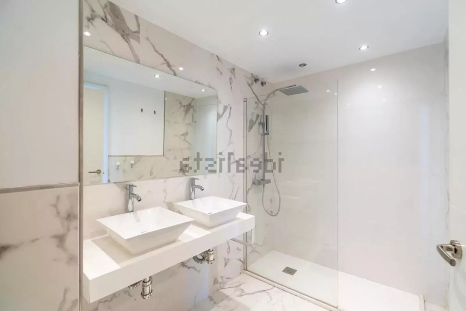 CT 325 - Faro's Doña Sofia Fuengirola - Beachapartment-Badkamer
