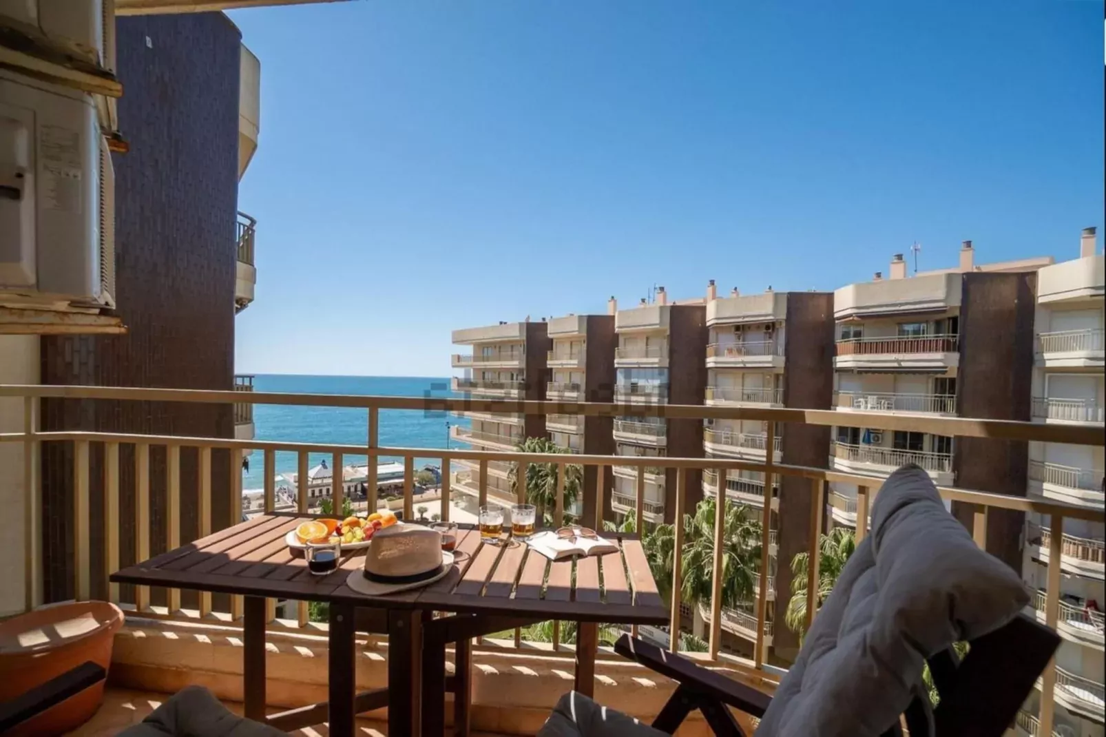 CT 325 - Faro's Doña Sofia Fuengirola - Beachapartment-Terrasbalkon