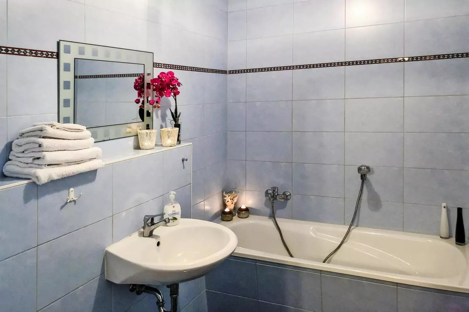 Reihenhaus groß 8 Personen-Badkamer