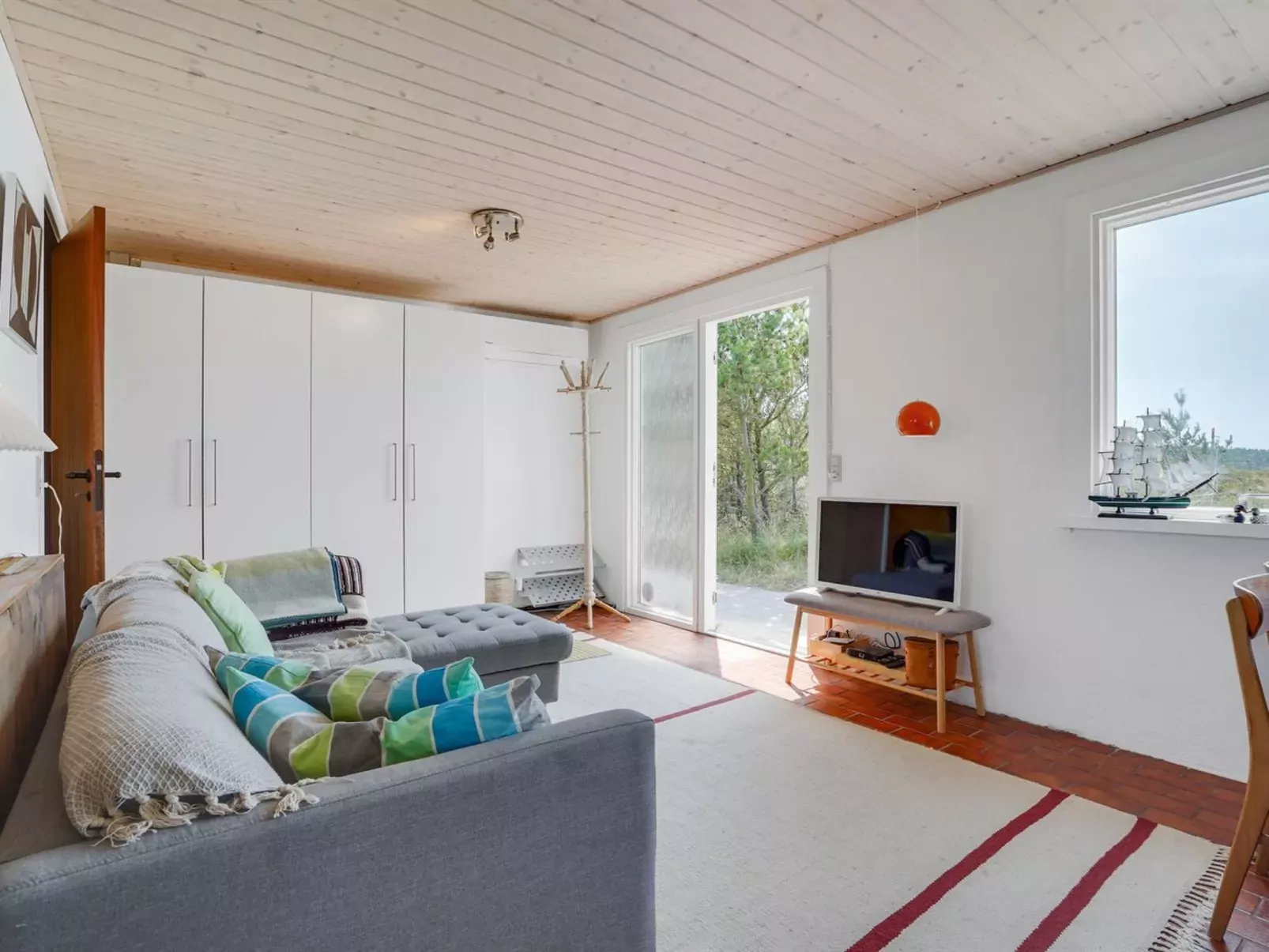 "Letta" - 800m from the sea