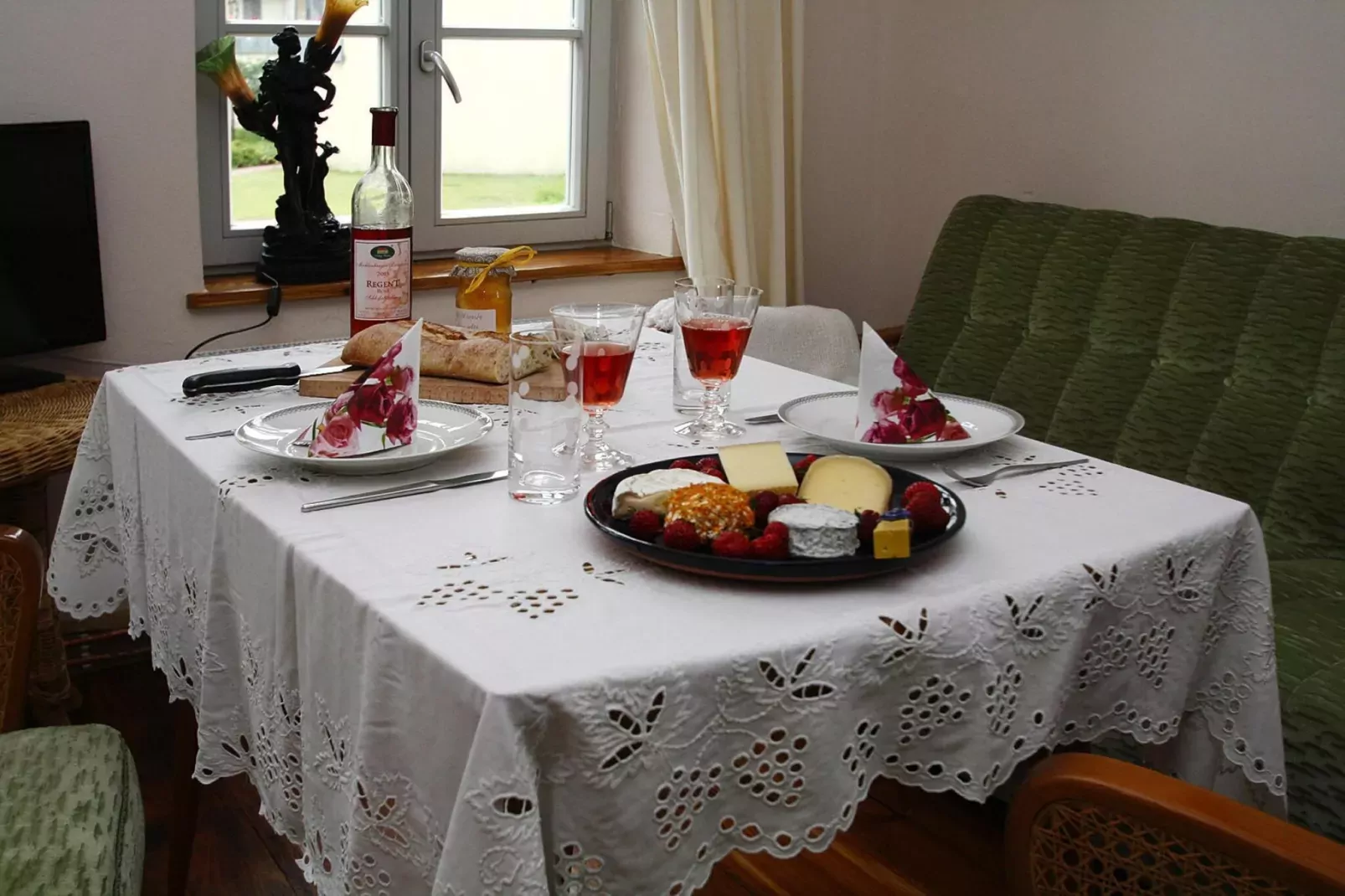 Großer Burgblick 45 qm Plau am See-Eetkamer