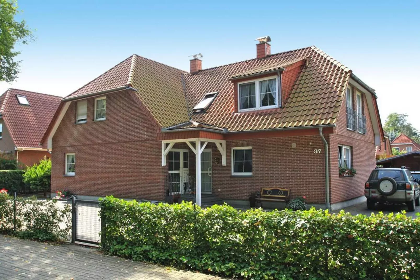 Fewo 1 65 qm-Buitenkant zomer