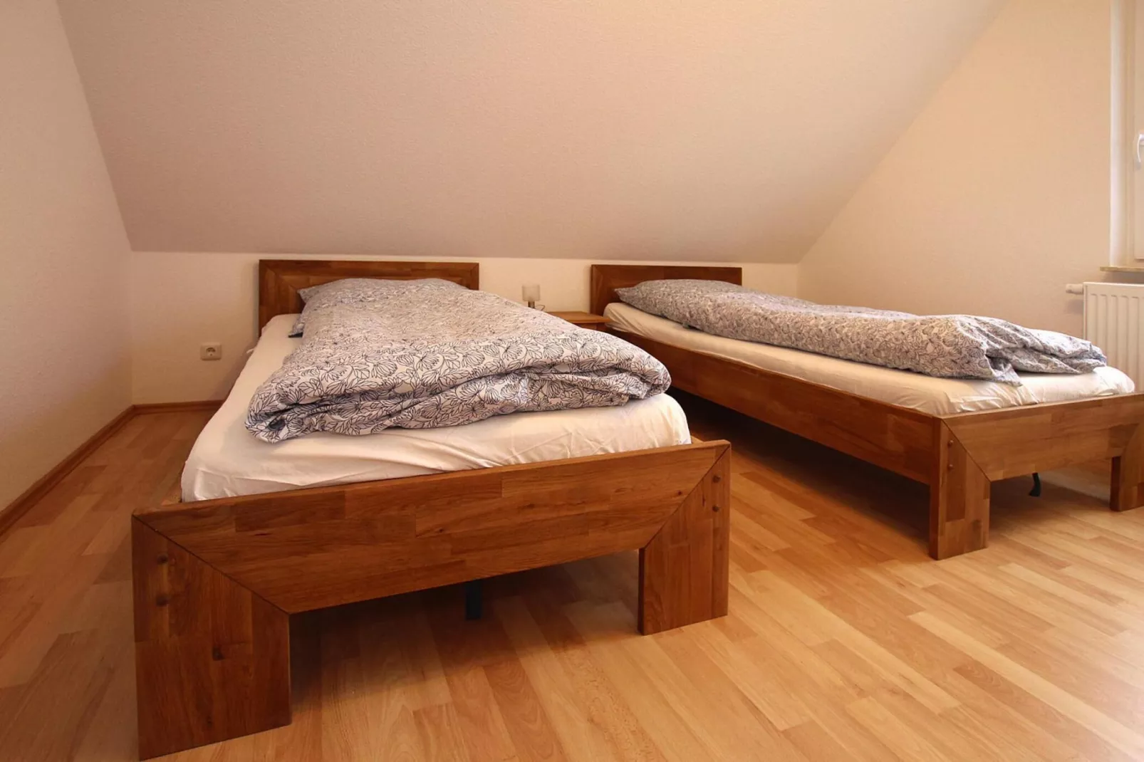 Kiebitz neu 100 qm-Slaapkamer