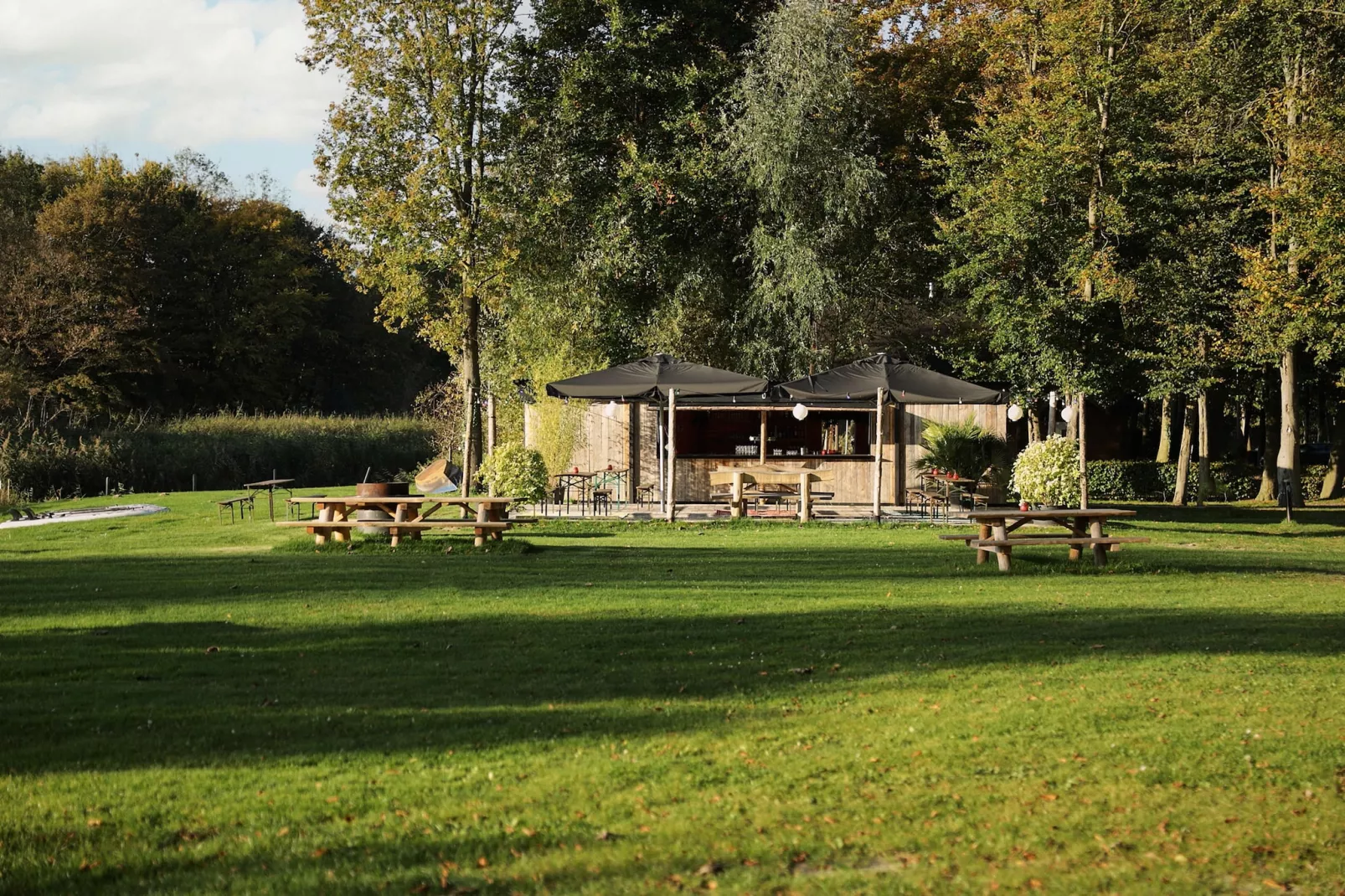 Resort de Parel 1-Buitenkant zomer