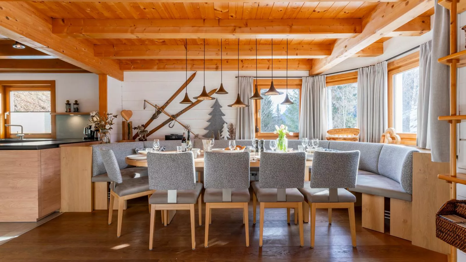 Chalet Huski Viehhofen-Eetkamer