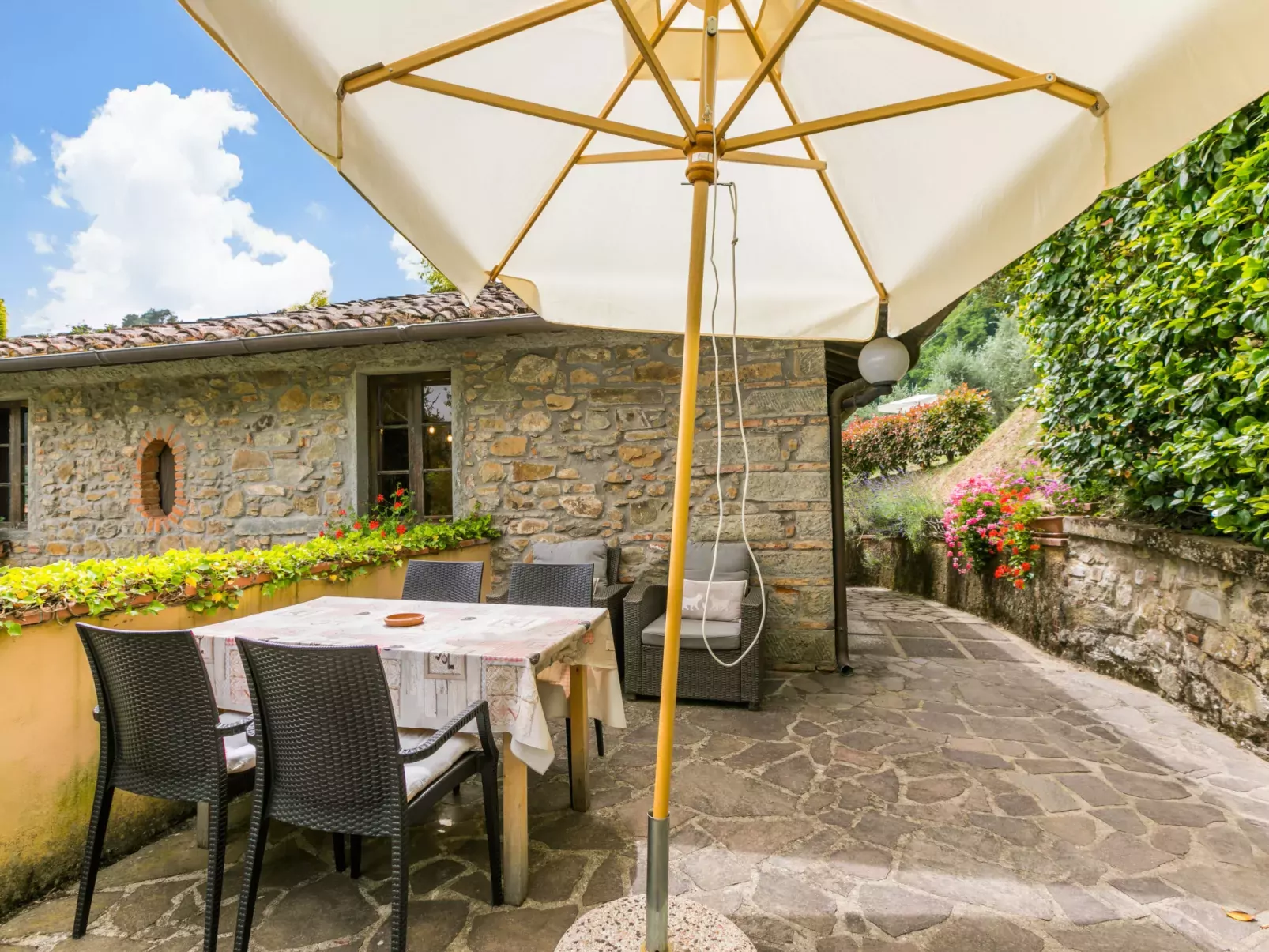 Santa Margherita-Buiten