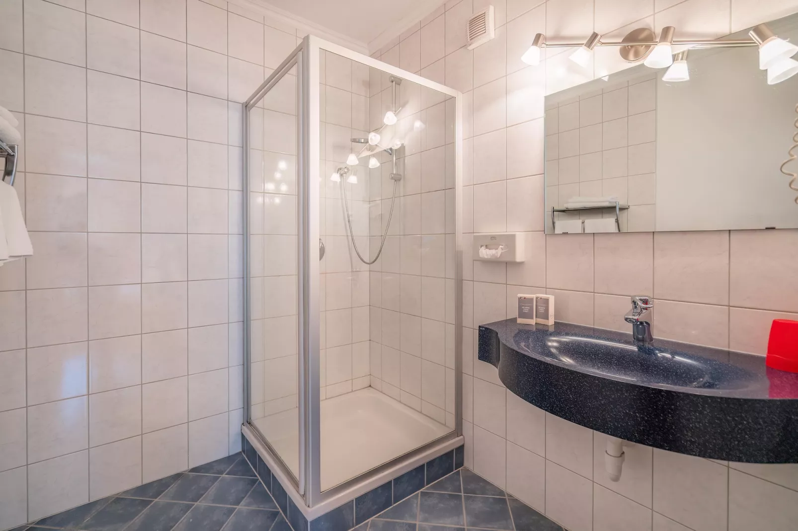 Apartment 1-Badkamer