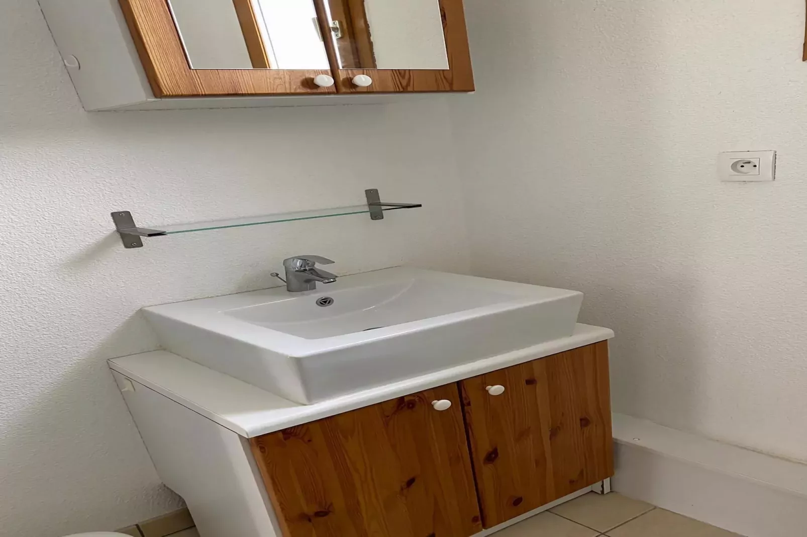 Résidence Les Sources - Montbrun-les-Bains // Studio 2 pers-Badkamer