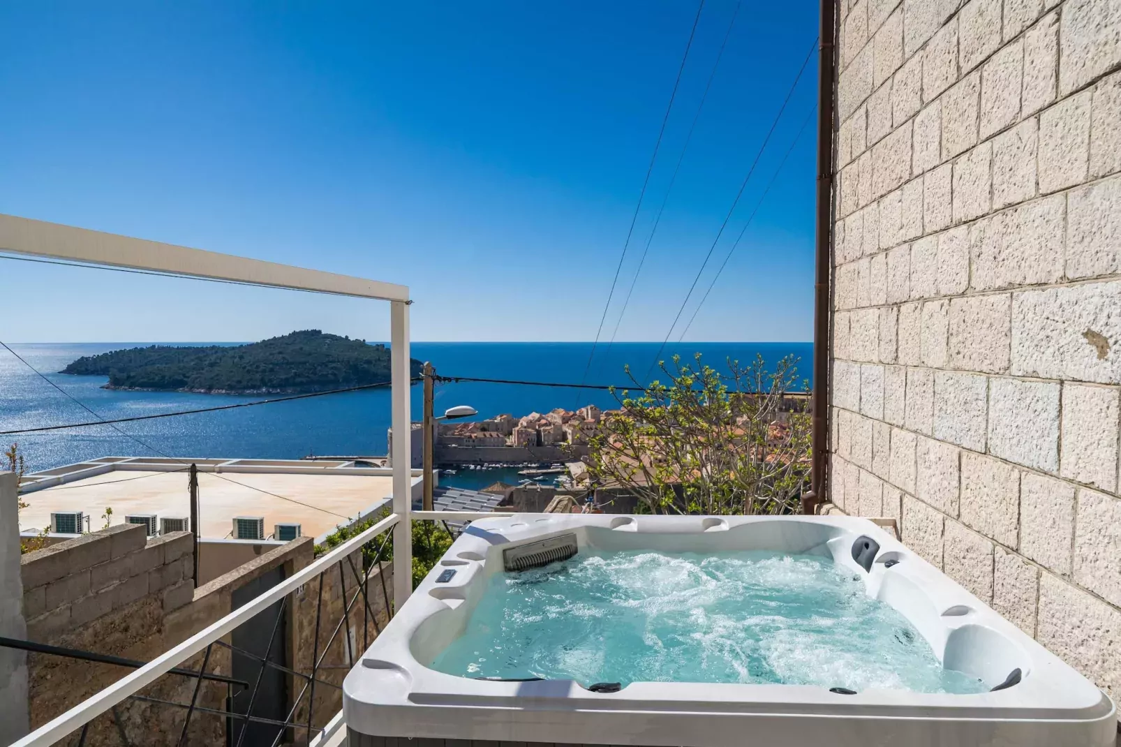 DUxperience Apartment - Two Bedroom Apartment with Terrace and Sea View-Spa