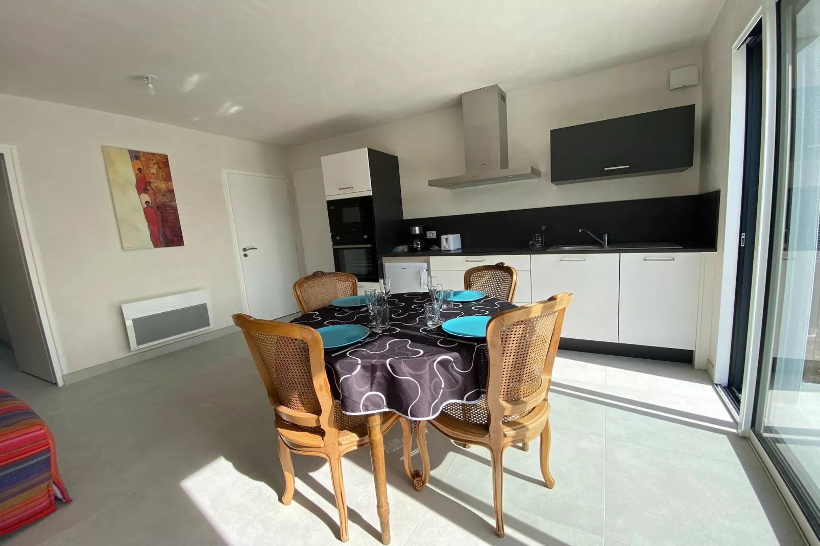 Charmant appartement indépendant-Eetkamer
