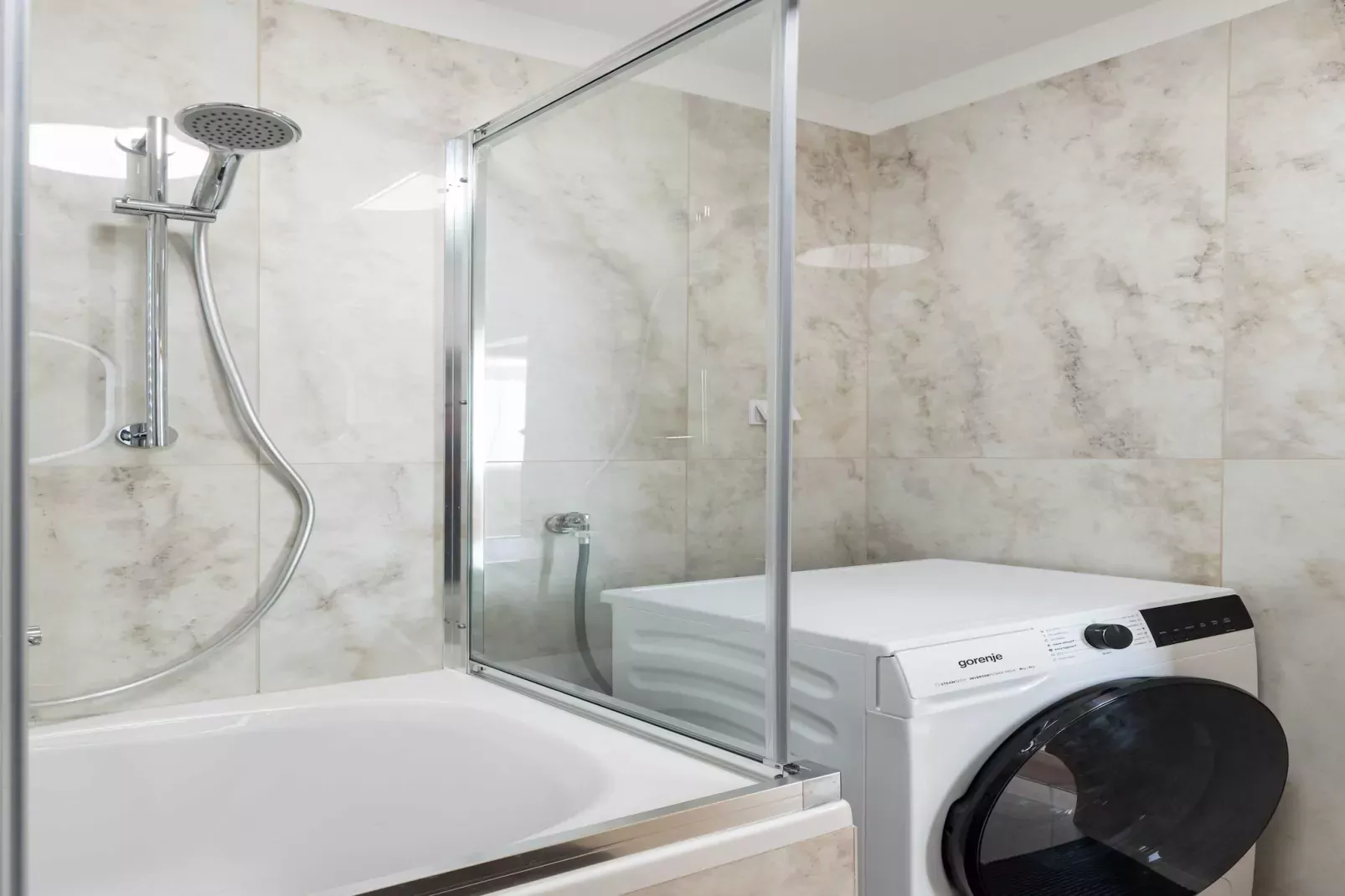 Guest House Vulic - Studio Apartment with Terrace-Badkamer
